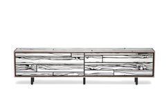 Armadio lungo WRONGWOODS in colore Palm Springs di Richard Woods & Sebastian Wrong