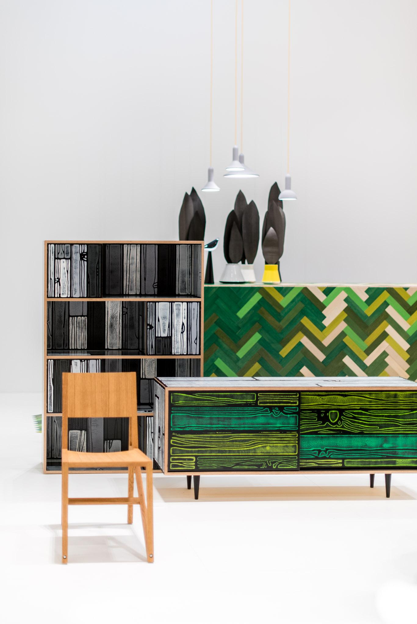 XXIe siècle et contemporain Established & Sons meuble de rangement bas Wrongwoods blanc et vert en vente