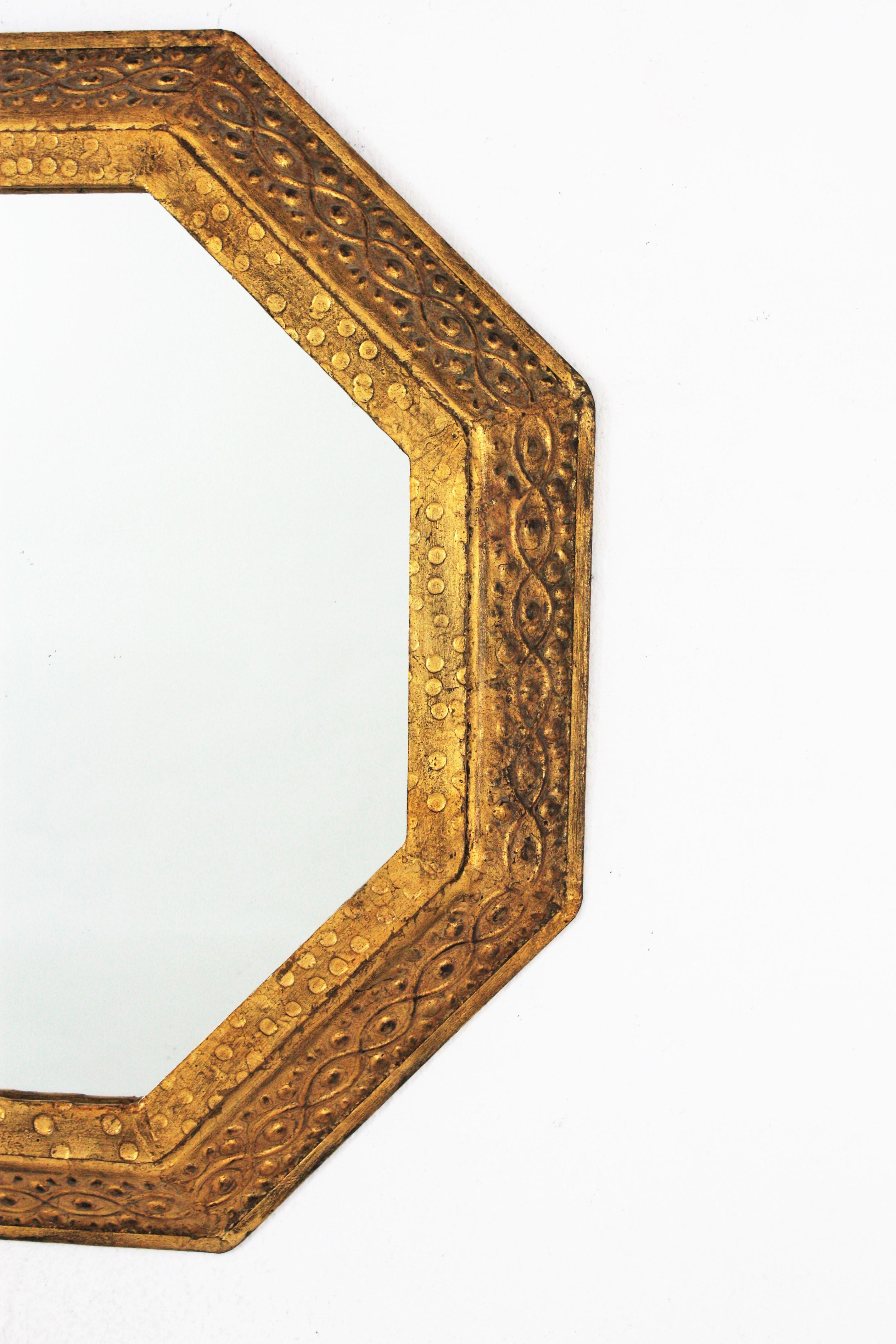 20th Century Spanish Octagonal Mirror in Repousse Gilt Iron by Ferro Art, 1950s For Sale