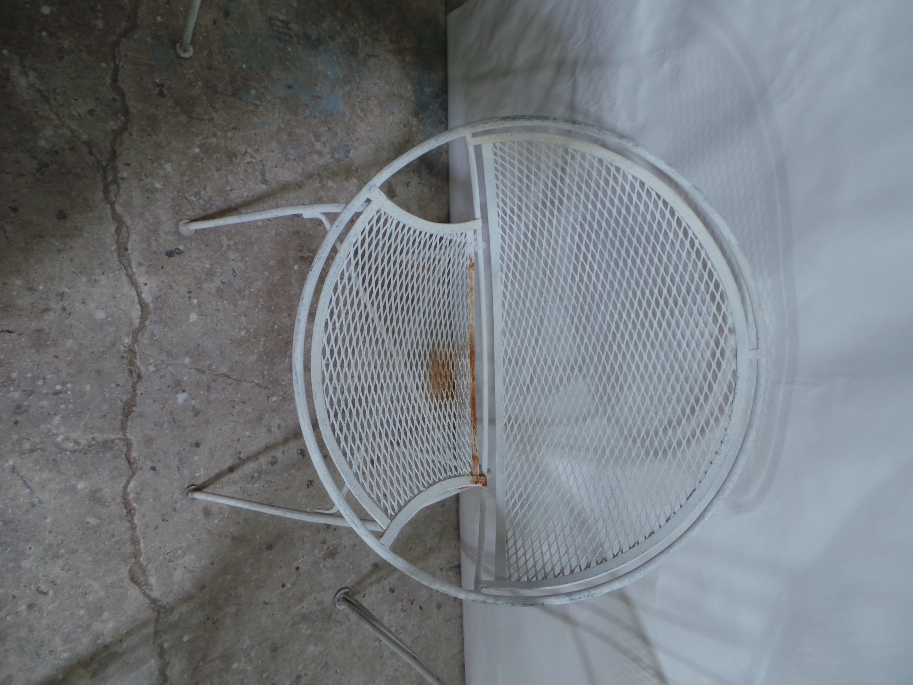 Wrought Iron 5 Piece Mid Century Garden Table + Chairs For Sale 2