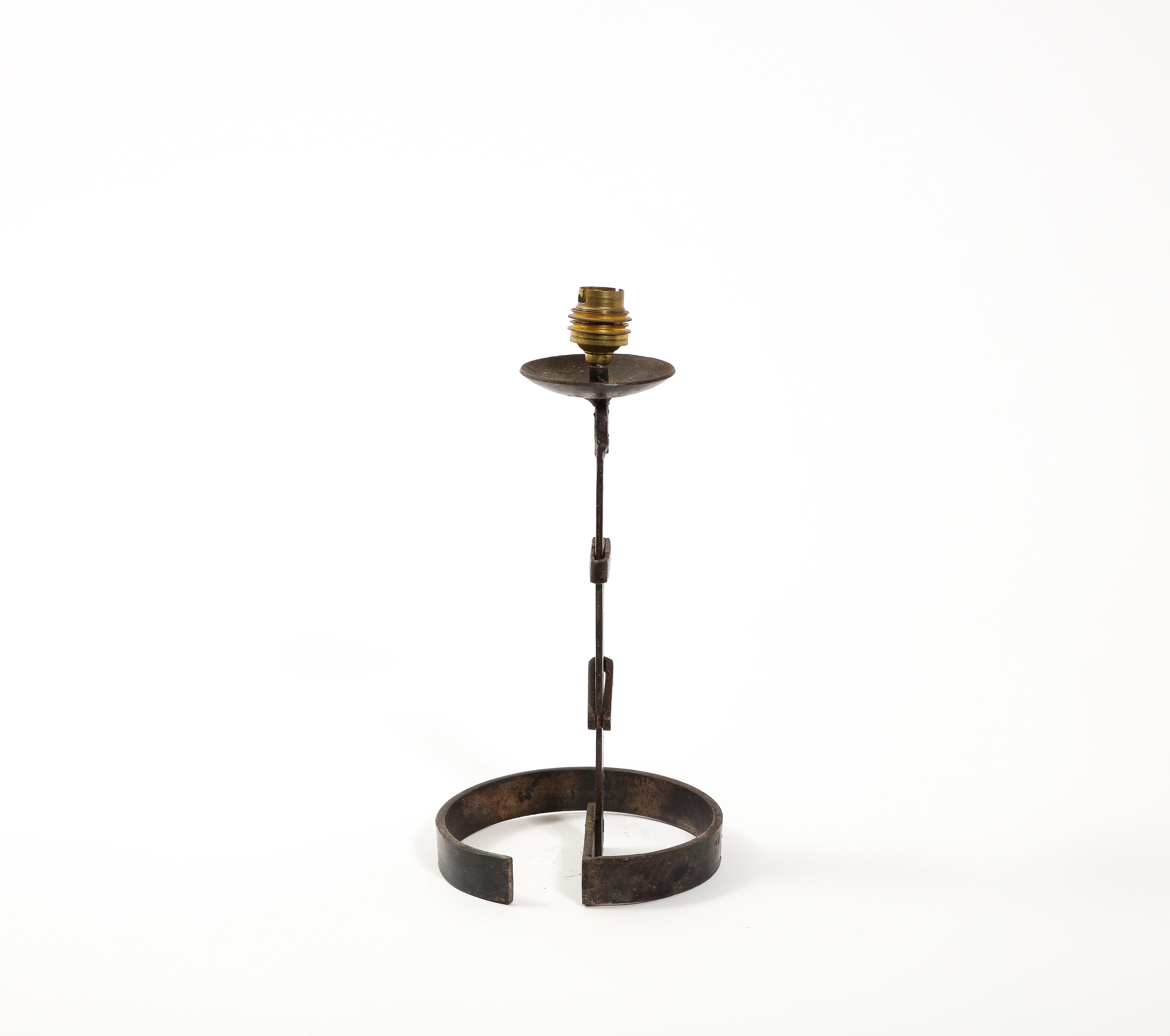 Wrought Iron Adjustable Table Lamp, France 1060's In Good Condition For Sale In New York, NY