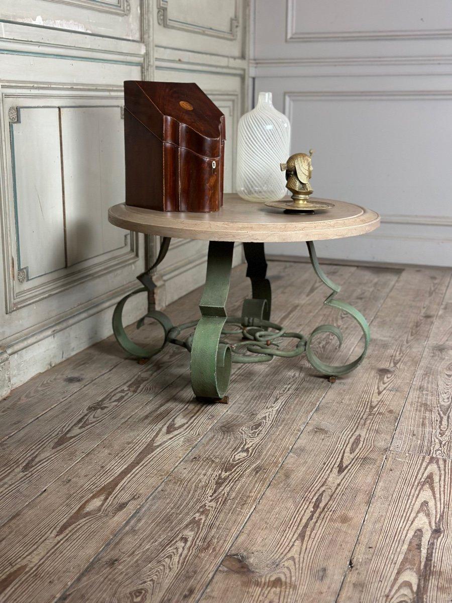 Wrought Iron And Beige Marble Coffee Table Circa 1930 In Excellent Condition For Sale In Honnelles, WHT