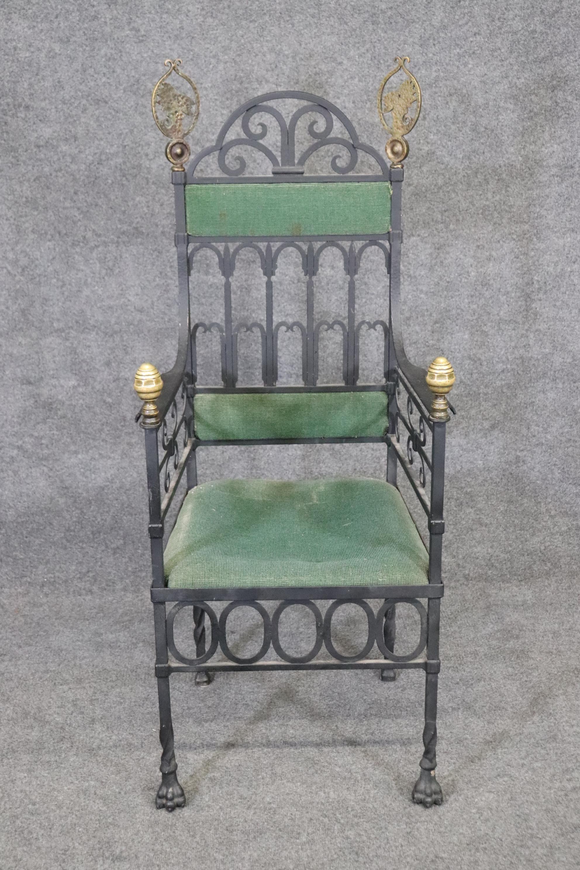 Early 20th Century Wrought Iron and Brass Italian Throne Chair 