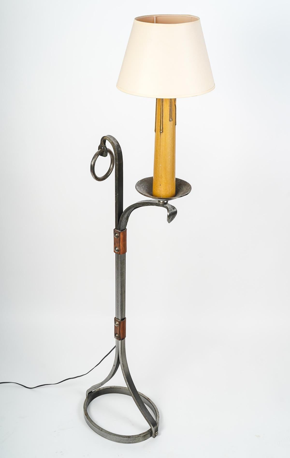 Wrought Iron and Copper Floor Lamp from the 1960s For Sale 3