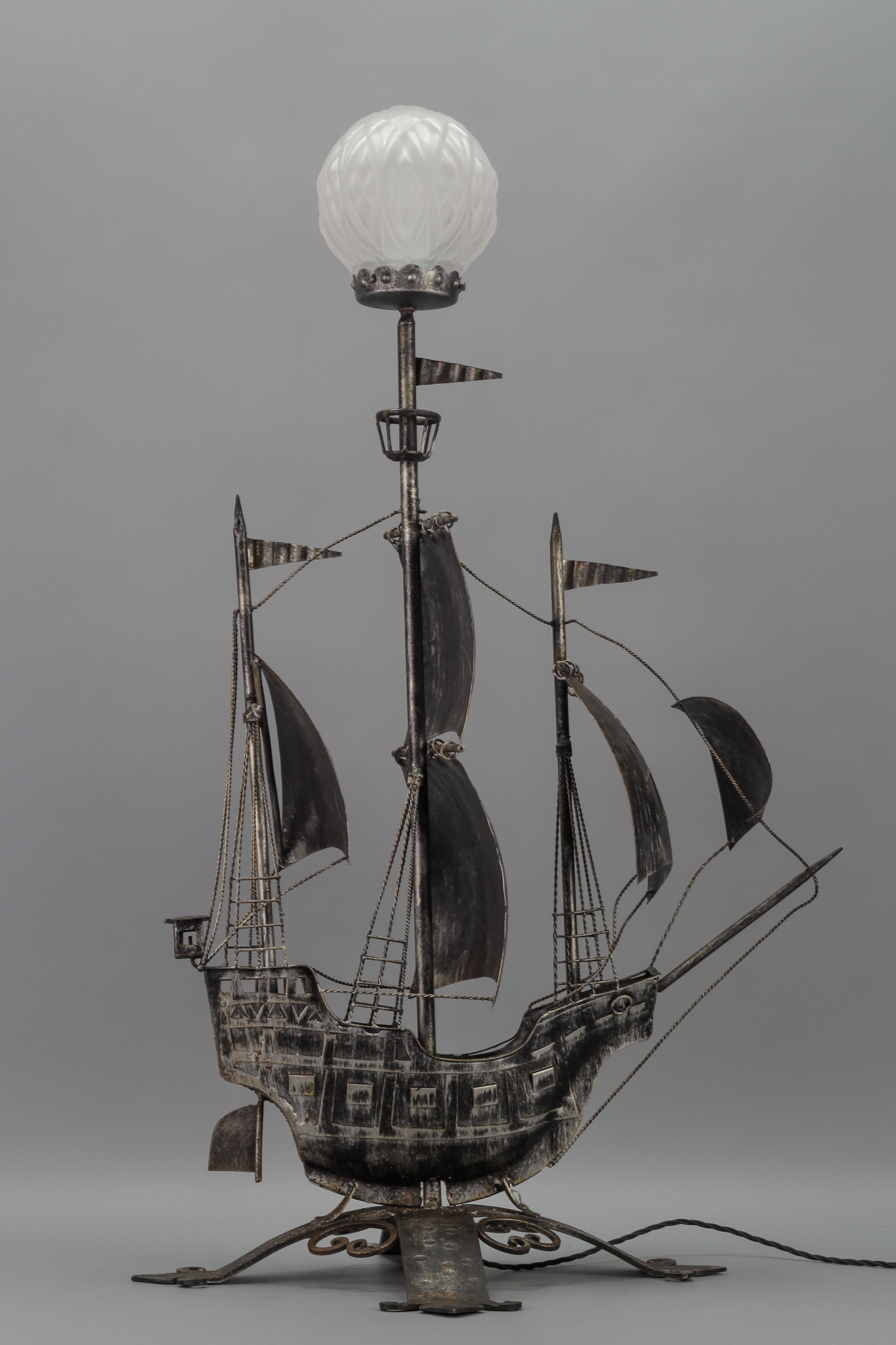 Wrought Iron and Glass Spanish Galleon Sailing Ship Shaped Floor Lamp, 1950s In Good Condition For Sale In Barntrup, DE
