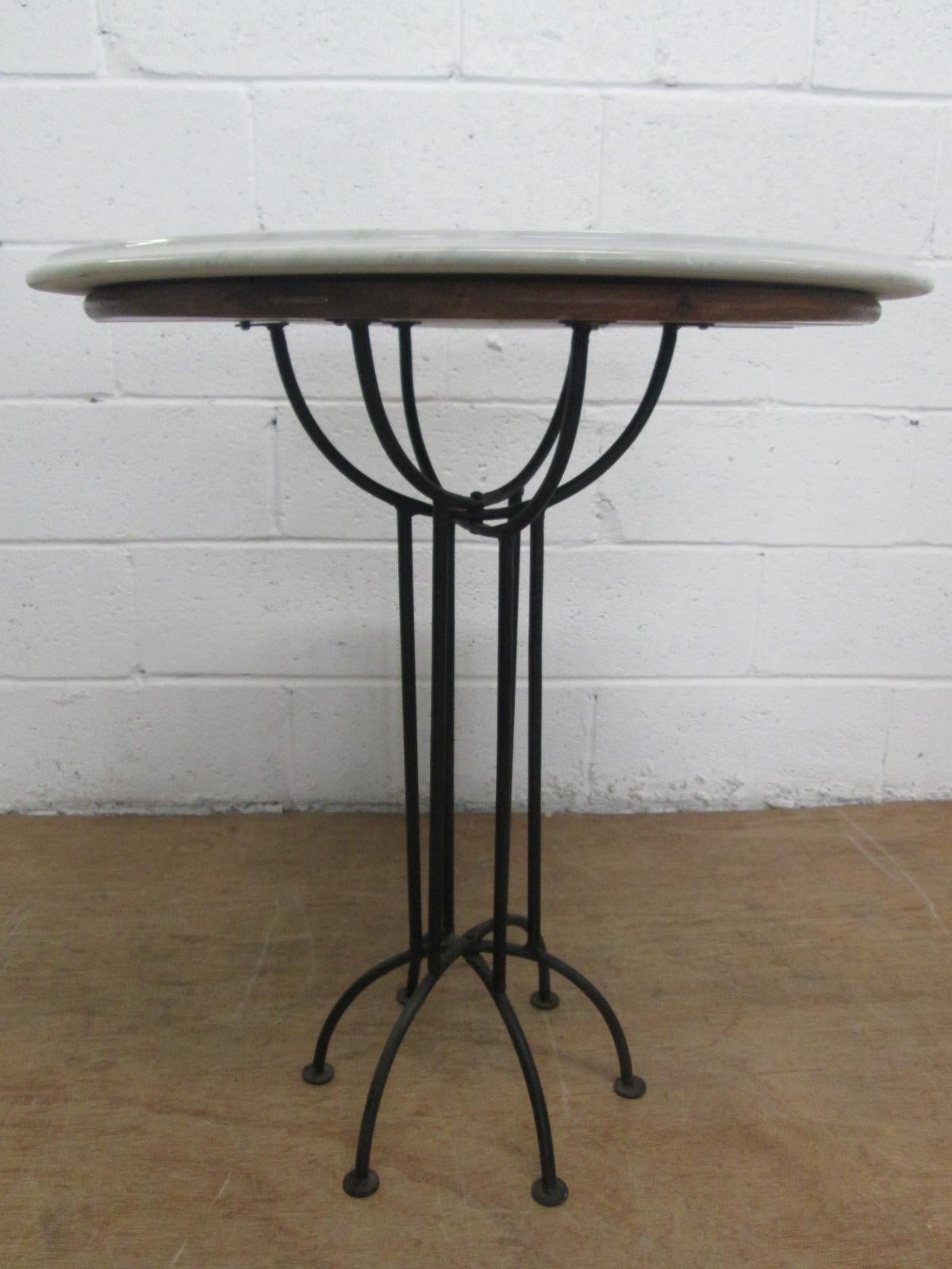 Wrought Iron and Italian Marble-Top Tables Pair In Good Condition For Sale In New York, NY