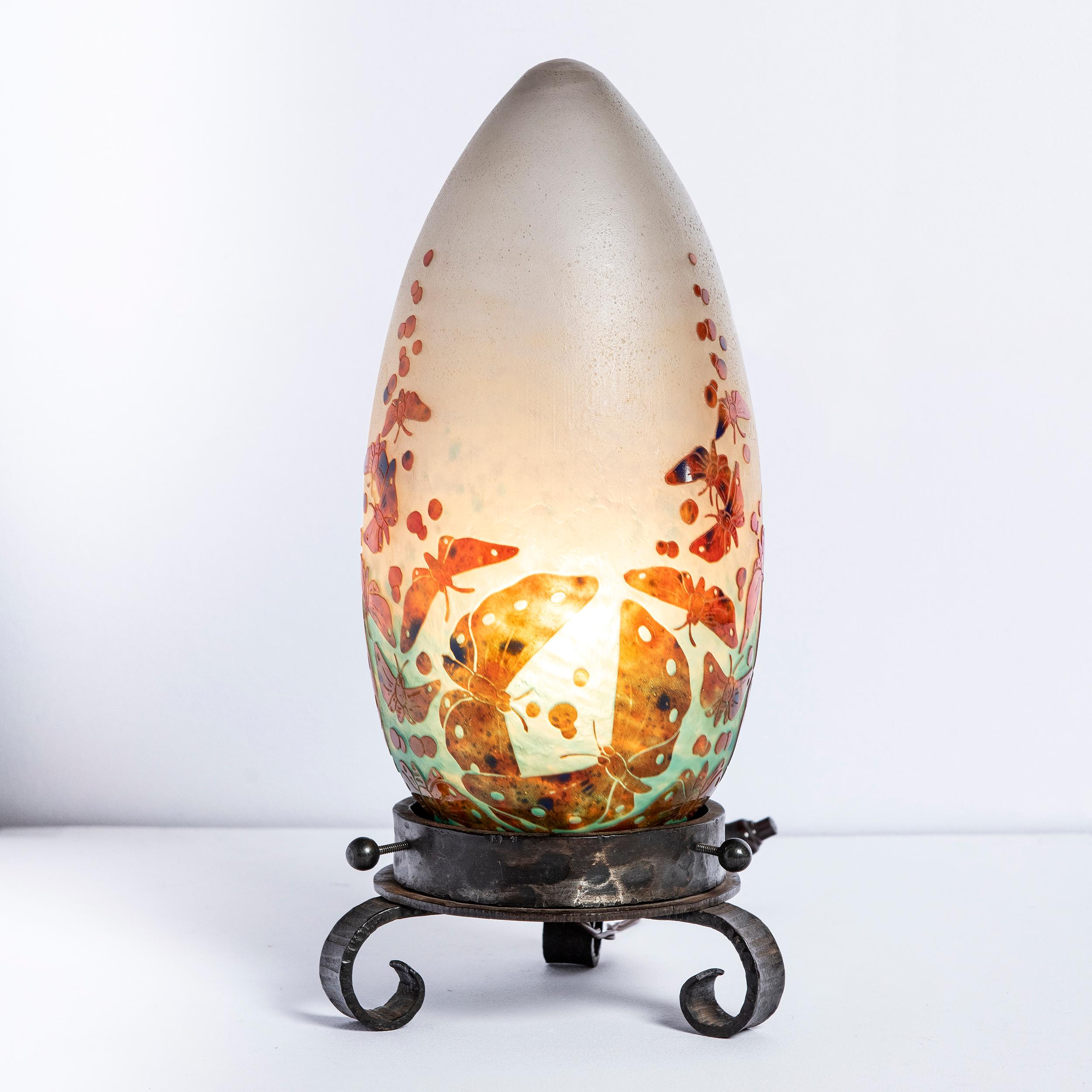 Wrought iron and Le Verre Francais glass table lamp, France, circa 1920-1930.