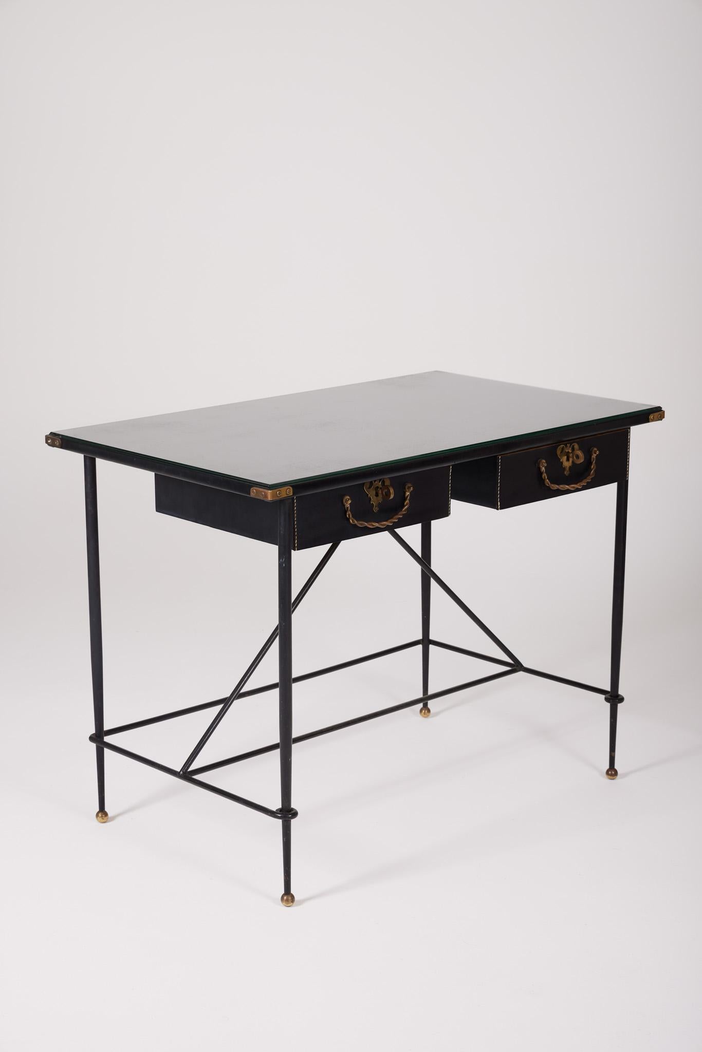 Bureau en fer forgé et cuir de Jacques Adnet 3