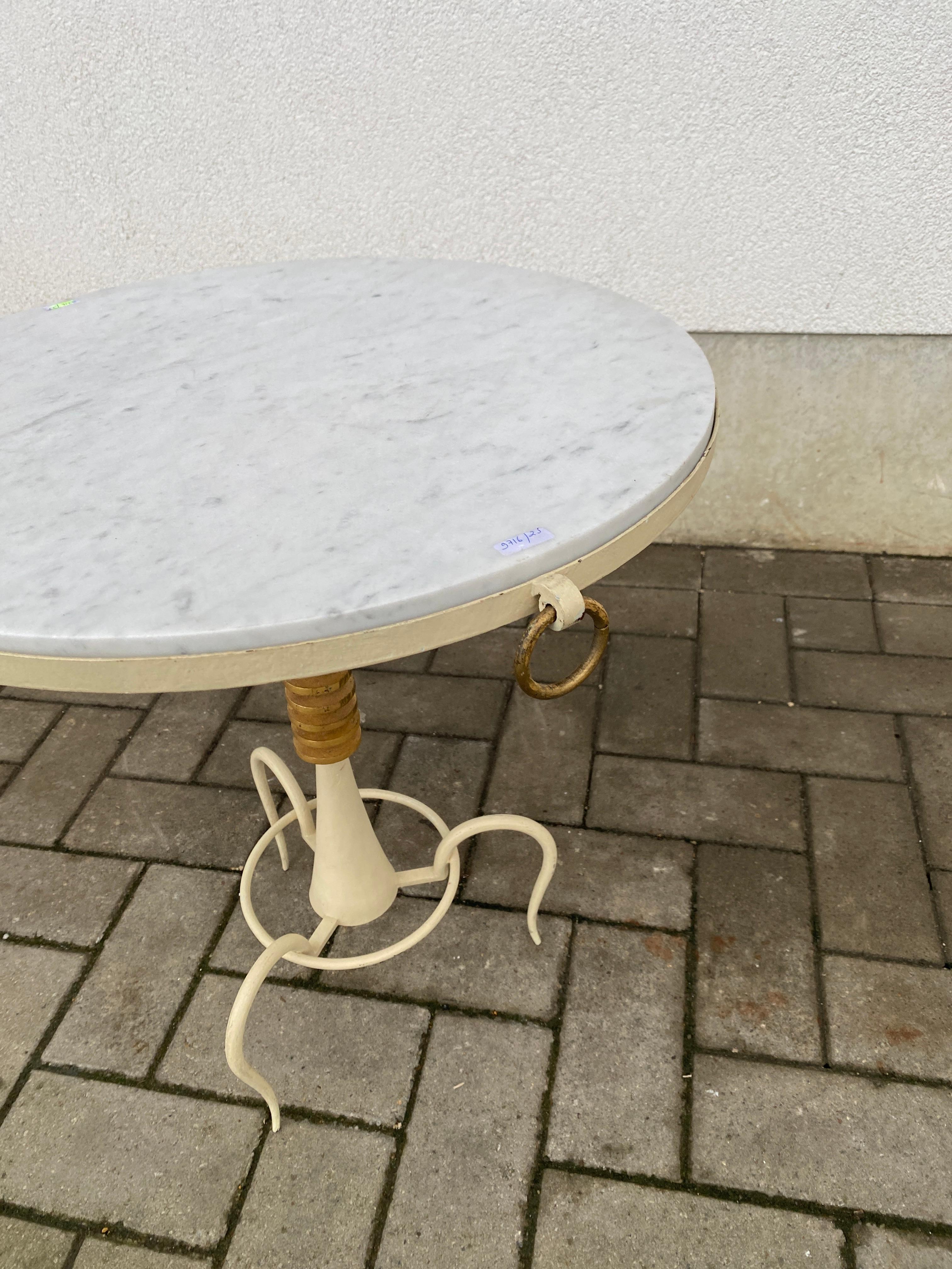 Wrought iron and marble tripod pedestal table circa 1940 For Sale 1