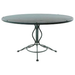 Table de salle à manger de jardin sculptura en fer forgé et maille métallique par Woodard