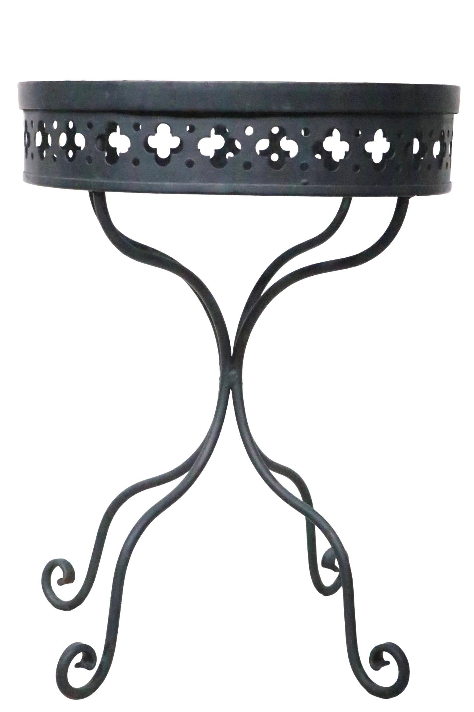 Wrought Iron and Metal Mesh Garden Patio Side End Table Taj Mahal by Salterini For Sale 1