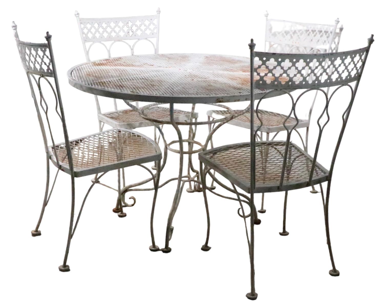  Wrought Iron and Steel Garden Patio Dinette Set Taj Mahal by Salterini C 1950s In Good Condition In New York, NY