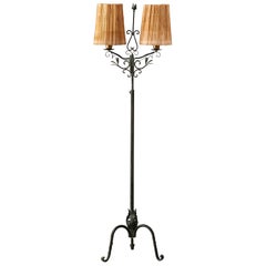 Lámpara de pie de hierro forjado y pizarra de madera de Hakkarainen, Finlandia, años 30