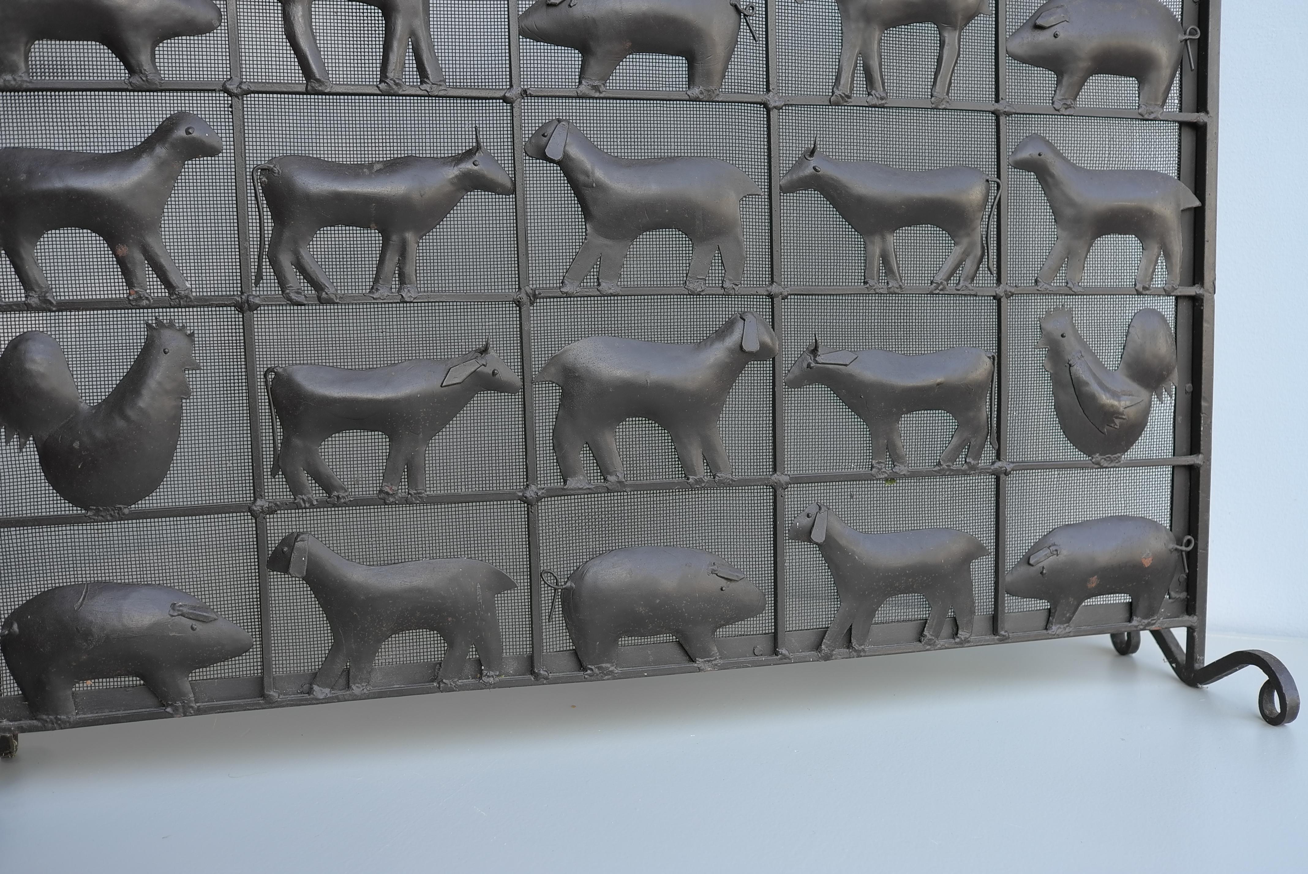 Francese Parafuoco per animali in ferro battuto di Atelier Marolles, Francia, 1955 in vendita