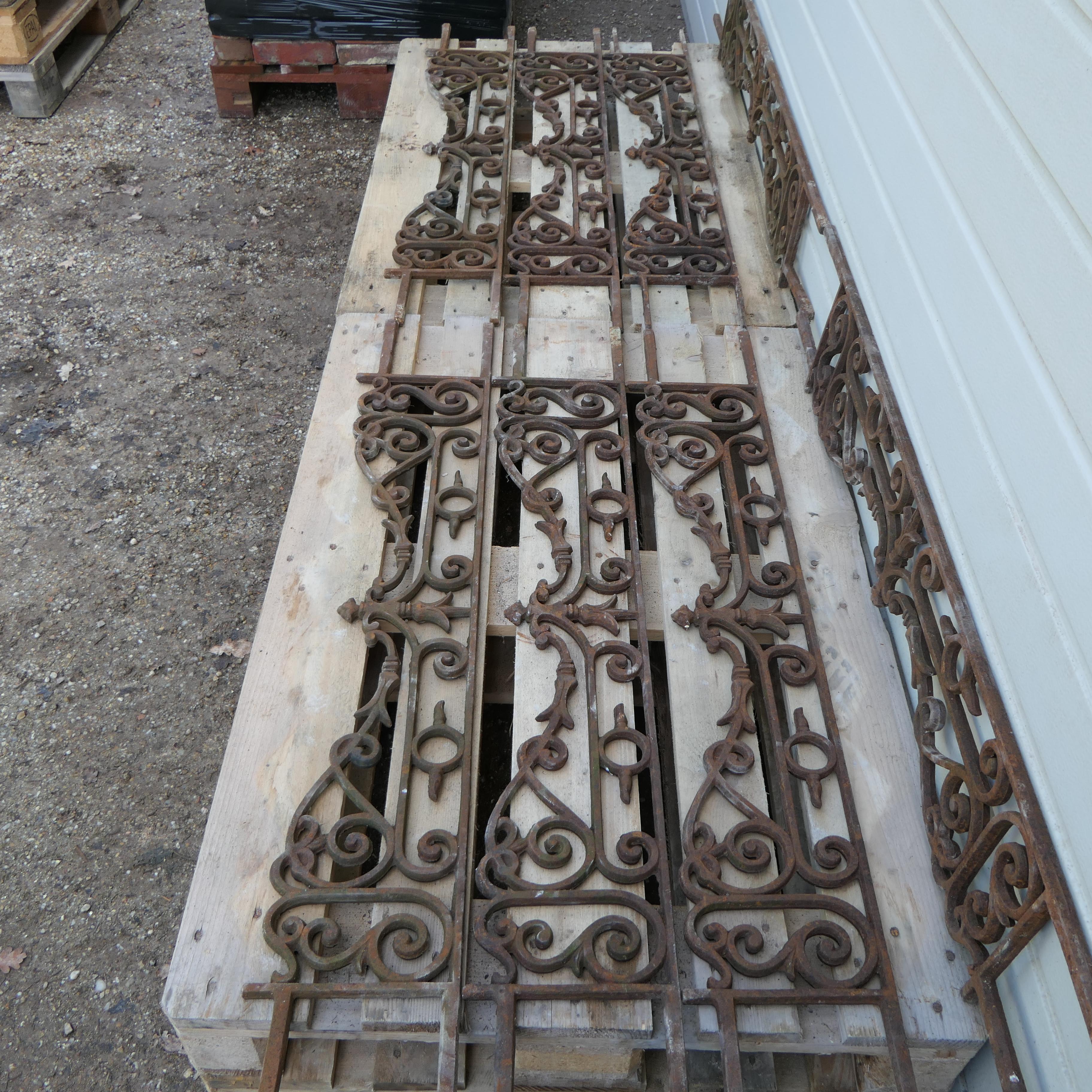 French Wrought iron balustrade For Sale