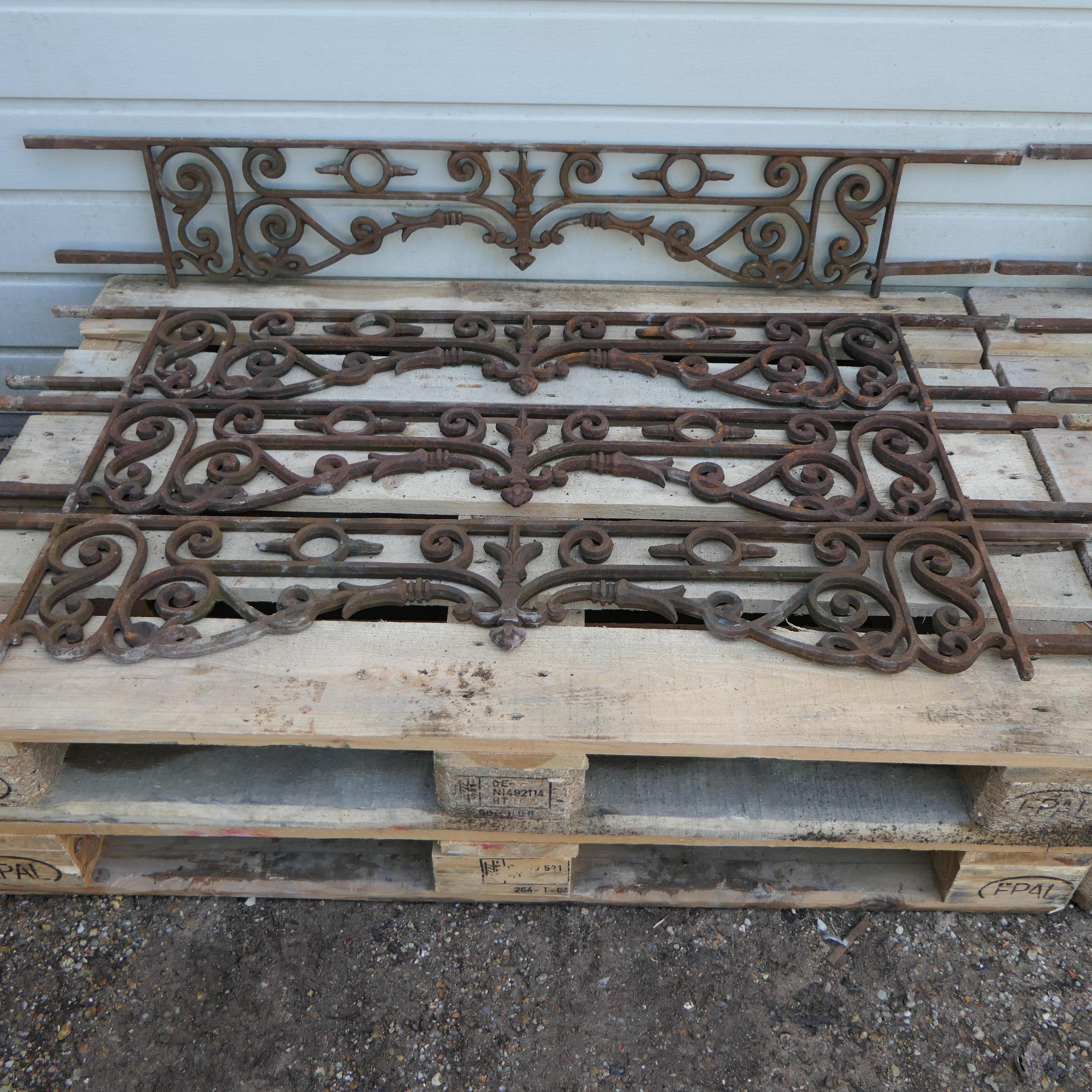 19th Century Wrought iron balustrade For Sale