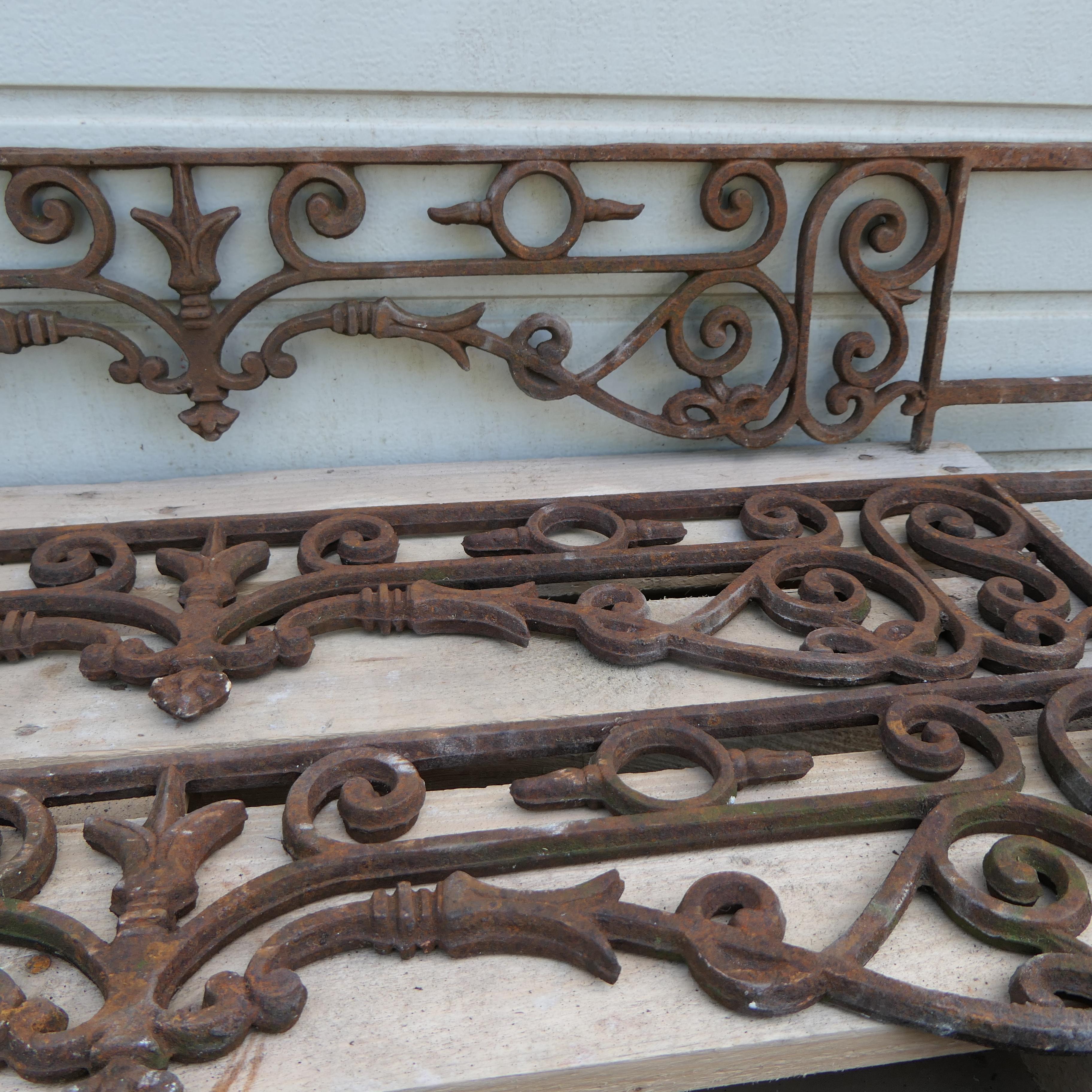 Wrought iron balustrade For Sale 1