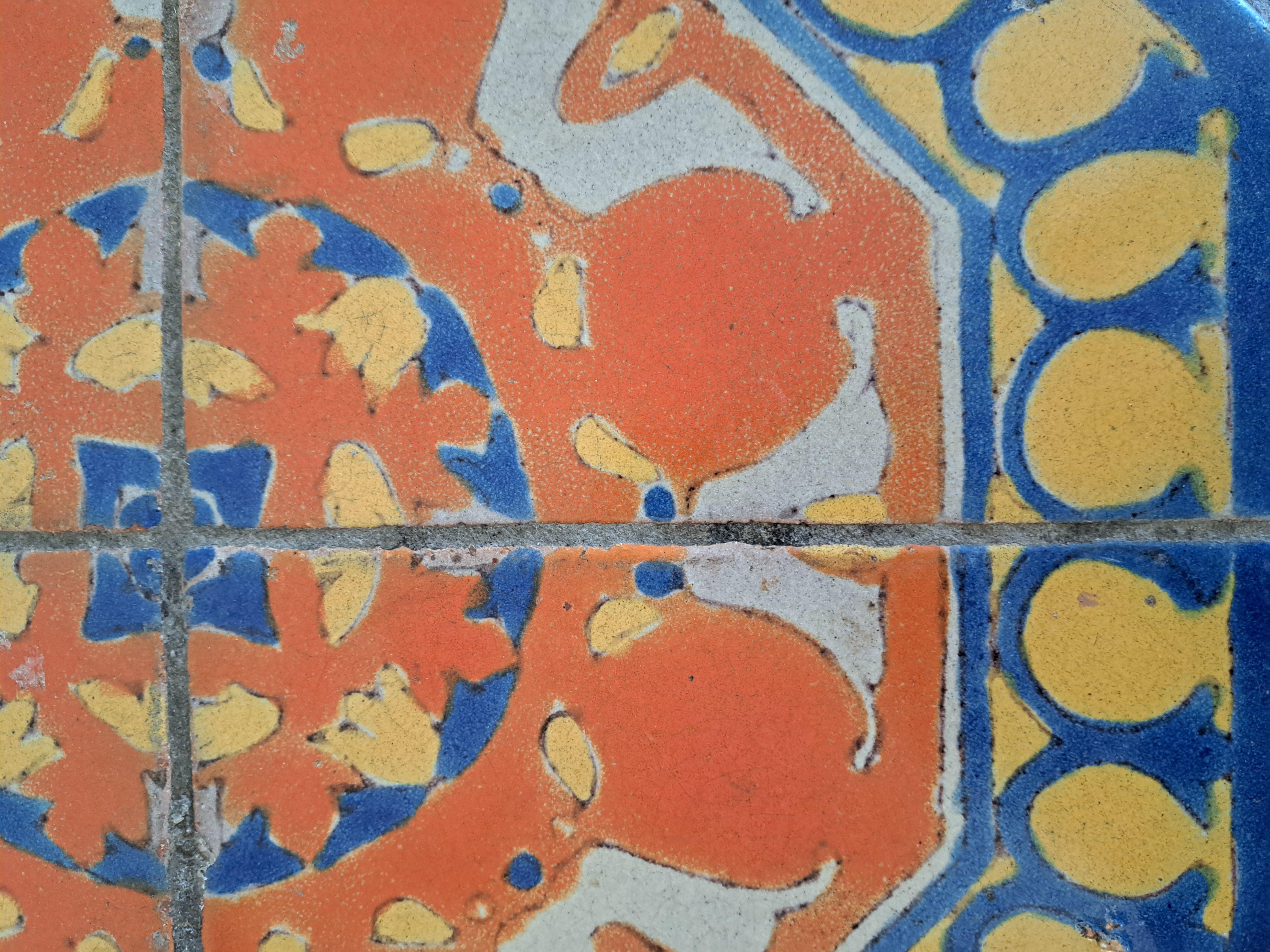 Schmiedeeiserner Sockel California Pottery Fliesenplatte Tisch Malibu Potteries im Angebot 1