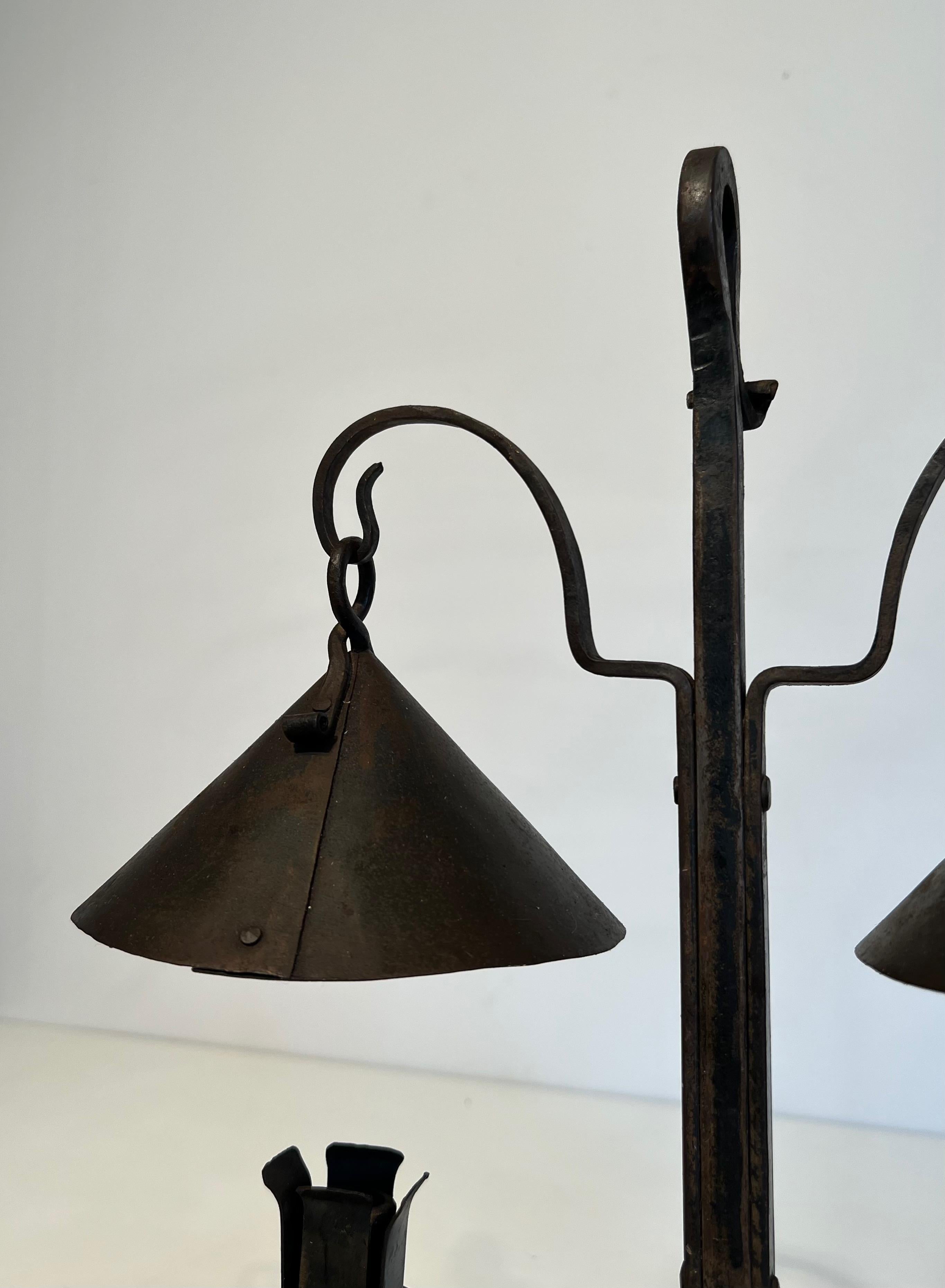 Chandelier en fer forgé avec 2 Lights Bon état - En vente à Marcq-en-Barœul, Hauts-de-France