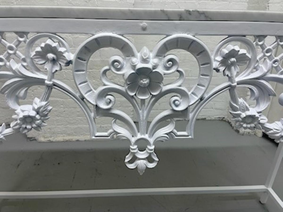 Wrought Iron Carrara Marble Console Table In Good Condition For Sale In New York, NY