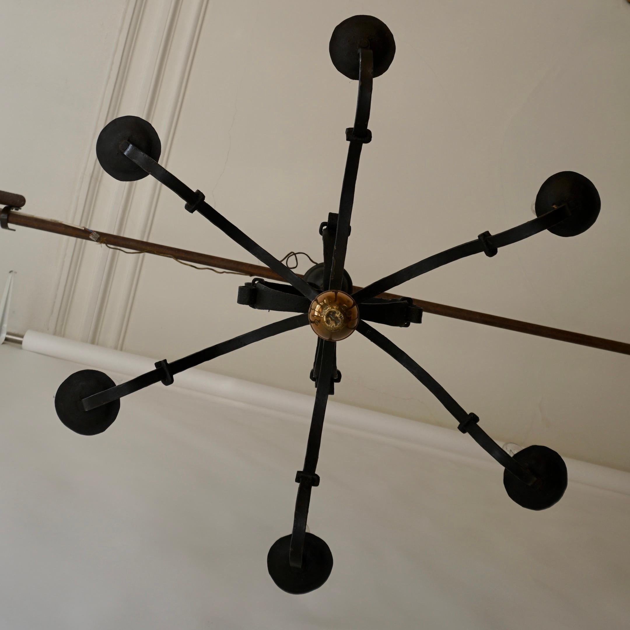 Wrought Iron Chandelier, France In Good Condition For Sale In Antwerp, BE