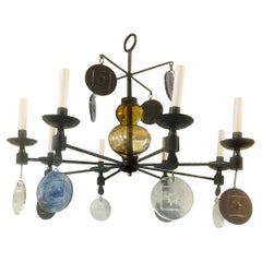 Lustre en fer forgé avec pendentifs en verre moulé