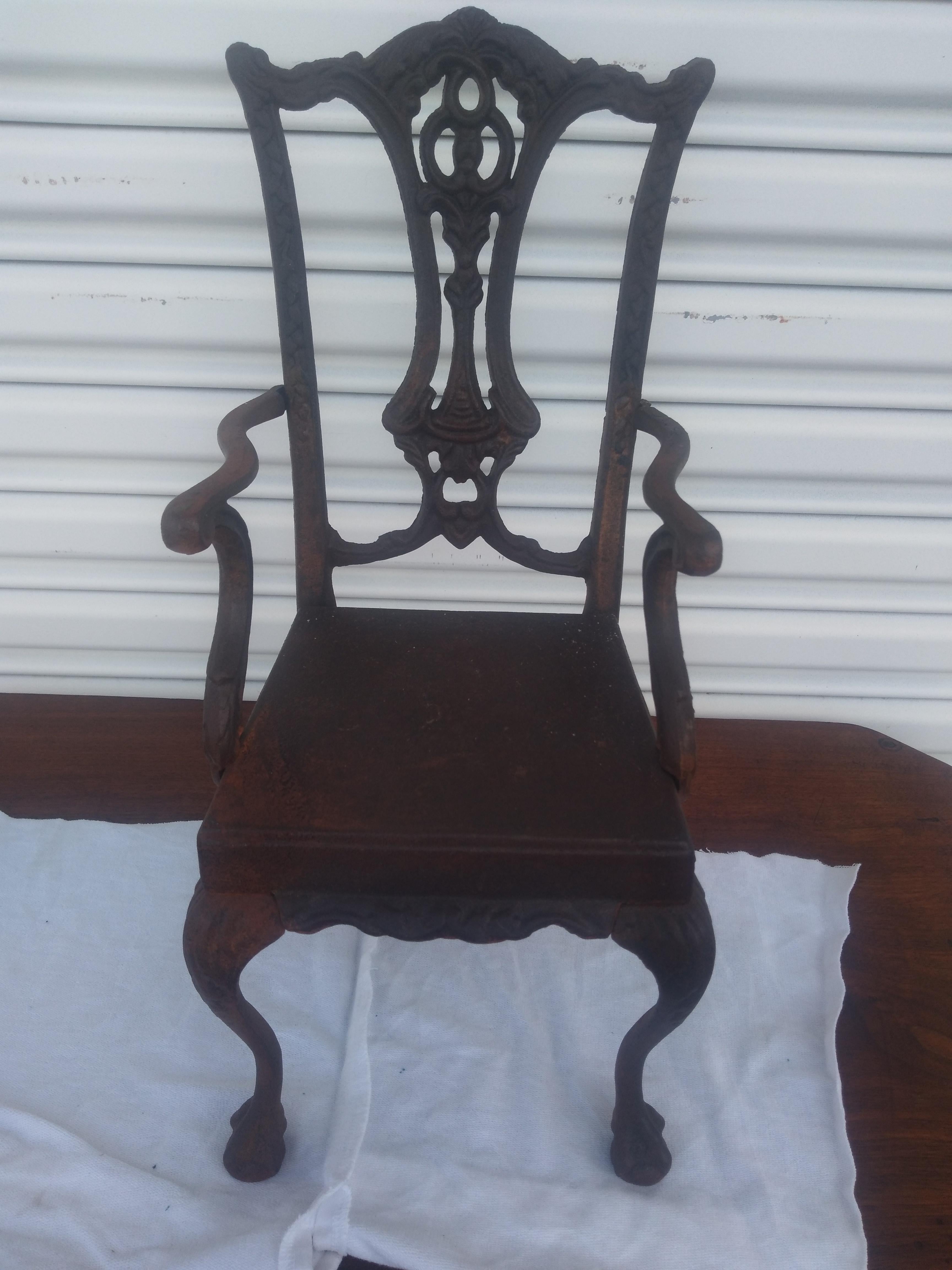 20ième siècle Chaise Chippendale en fer forgé Ball and Claw Miniature Chair en vente