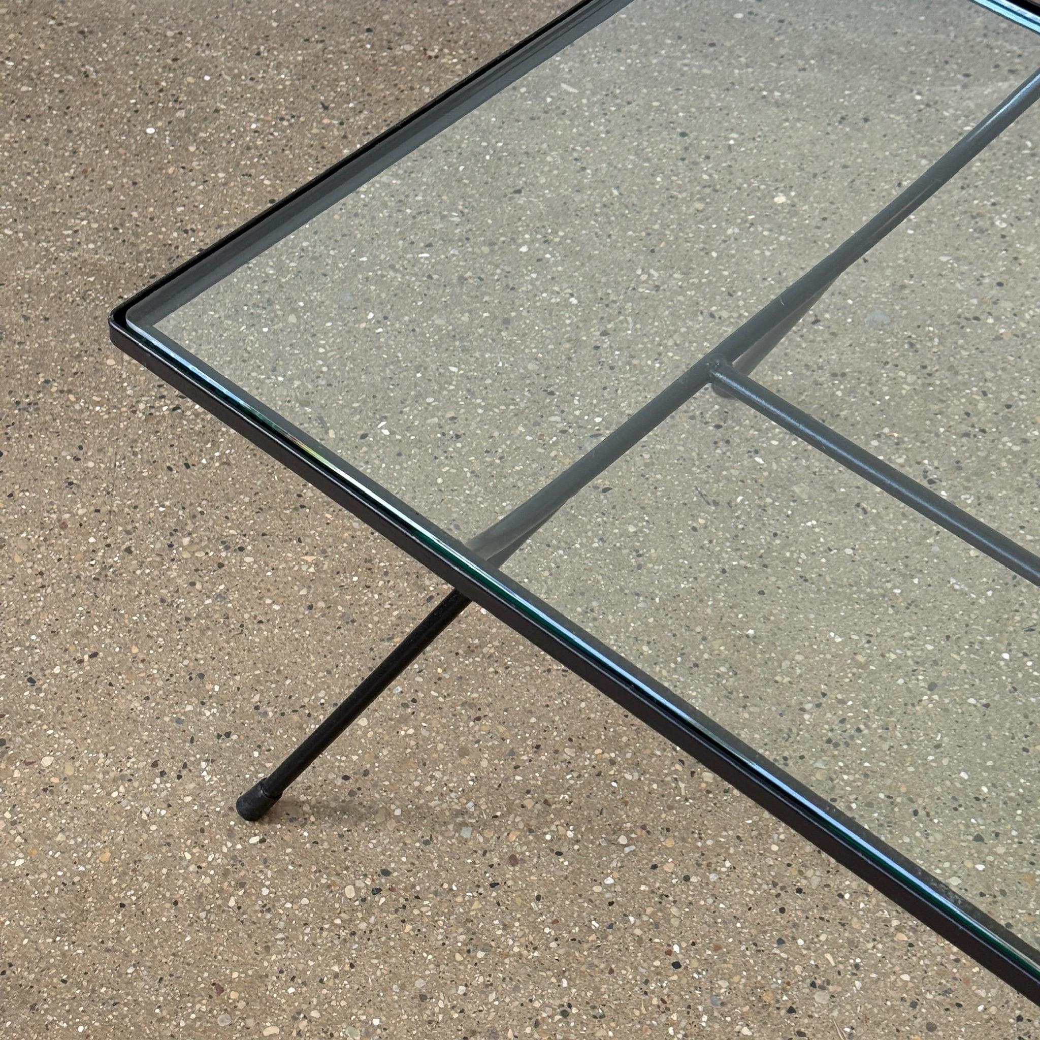 Mid-Century Modern Table basse en fer forgé de George Nelson pour Arbuck en vente