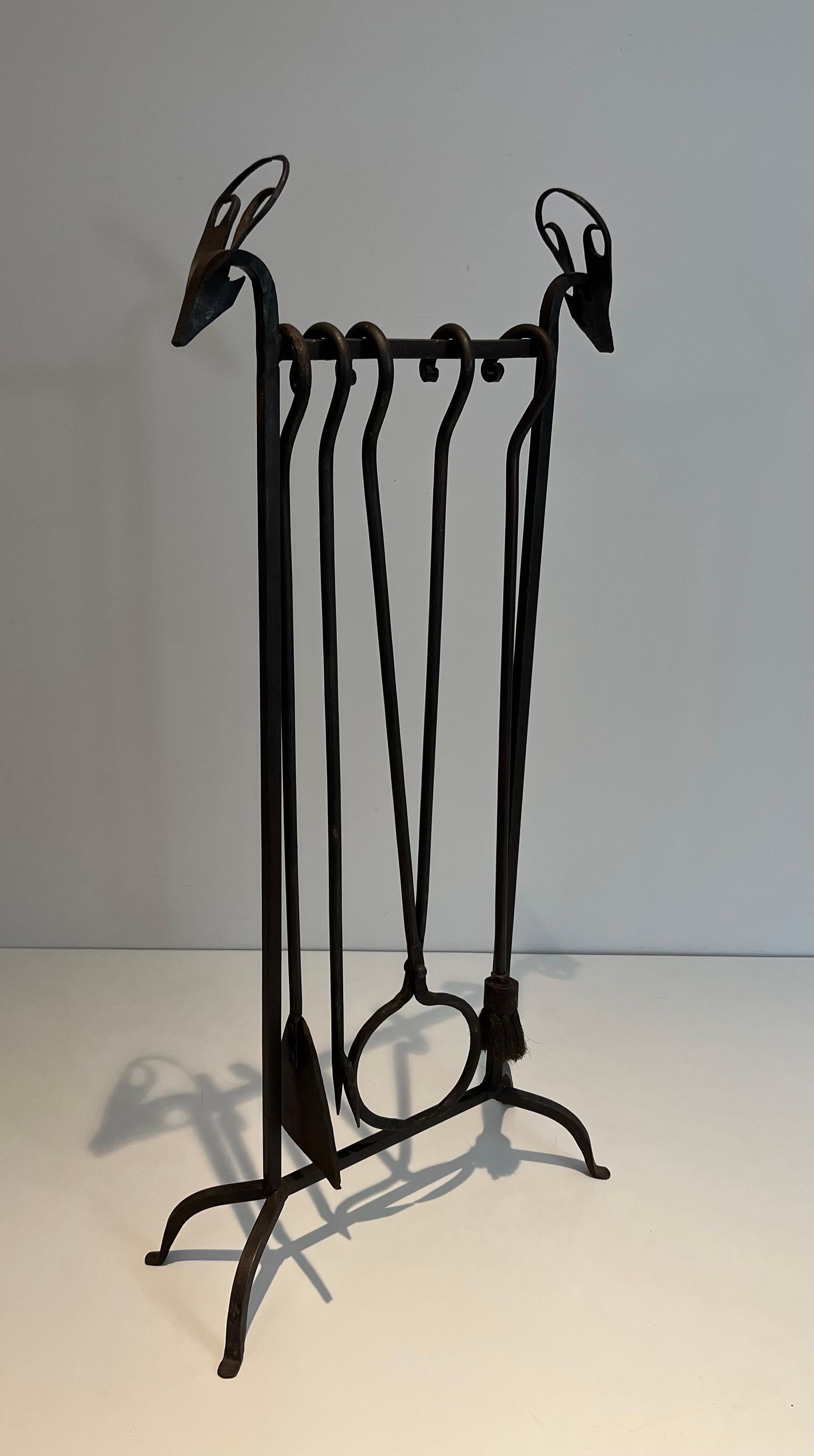 Mid-Century Modern Tête de cerf en fer forgé Outils de cheminée