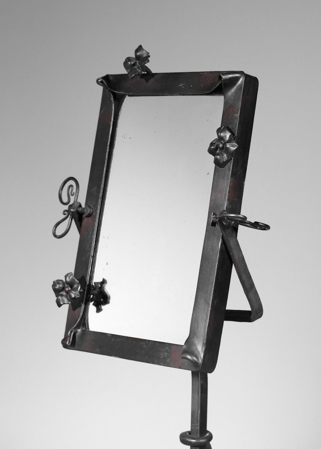 Wrought iron dressing table with shelf and steel mirror For Sale 3