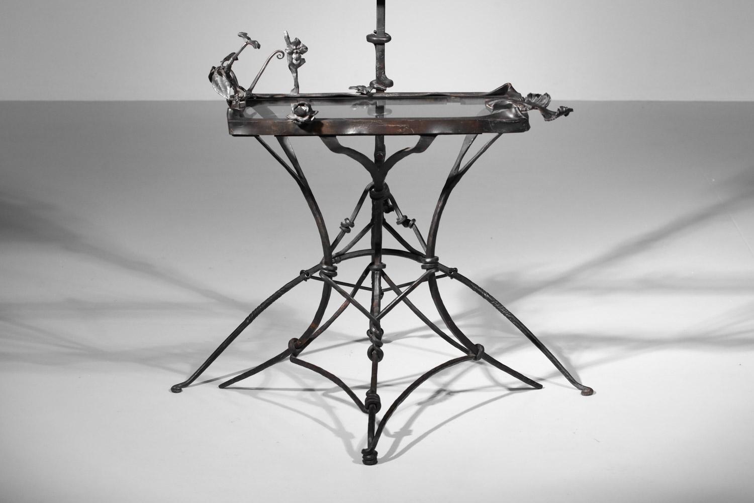 Organic Modern Wrought iron dressing table with shelf and steel mirror For Sale