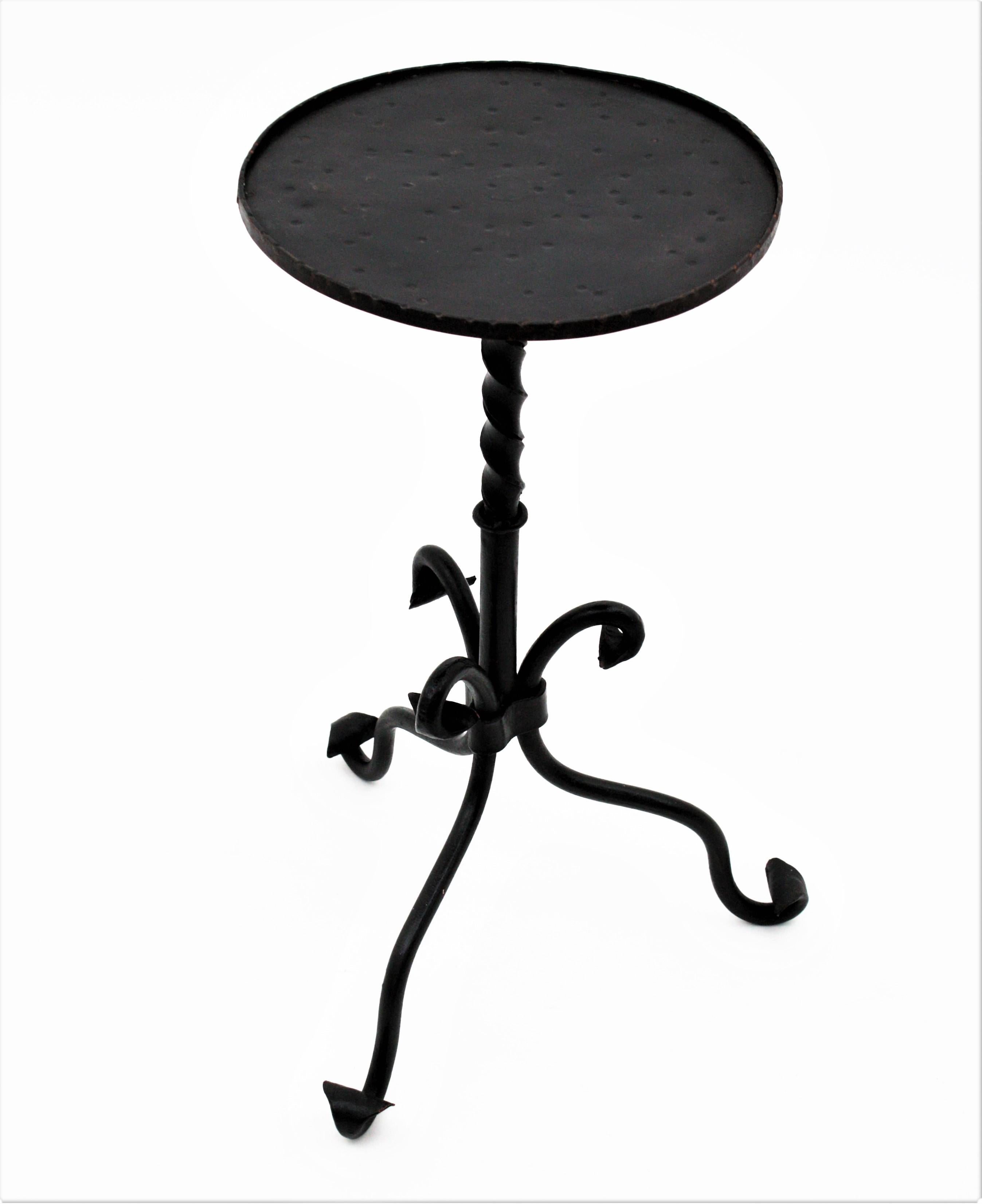 Spanish Drinks Table, Gueridon or Side Table in Wrought Iron 4