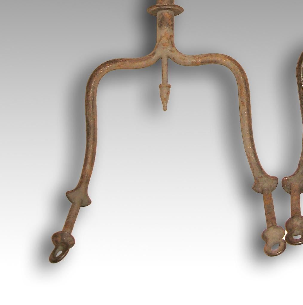 Wrought Iron Fasterners, 17th Century In Fair Condition For Sale In Madrid, ES