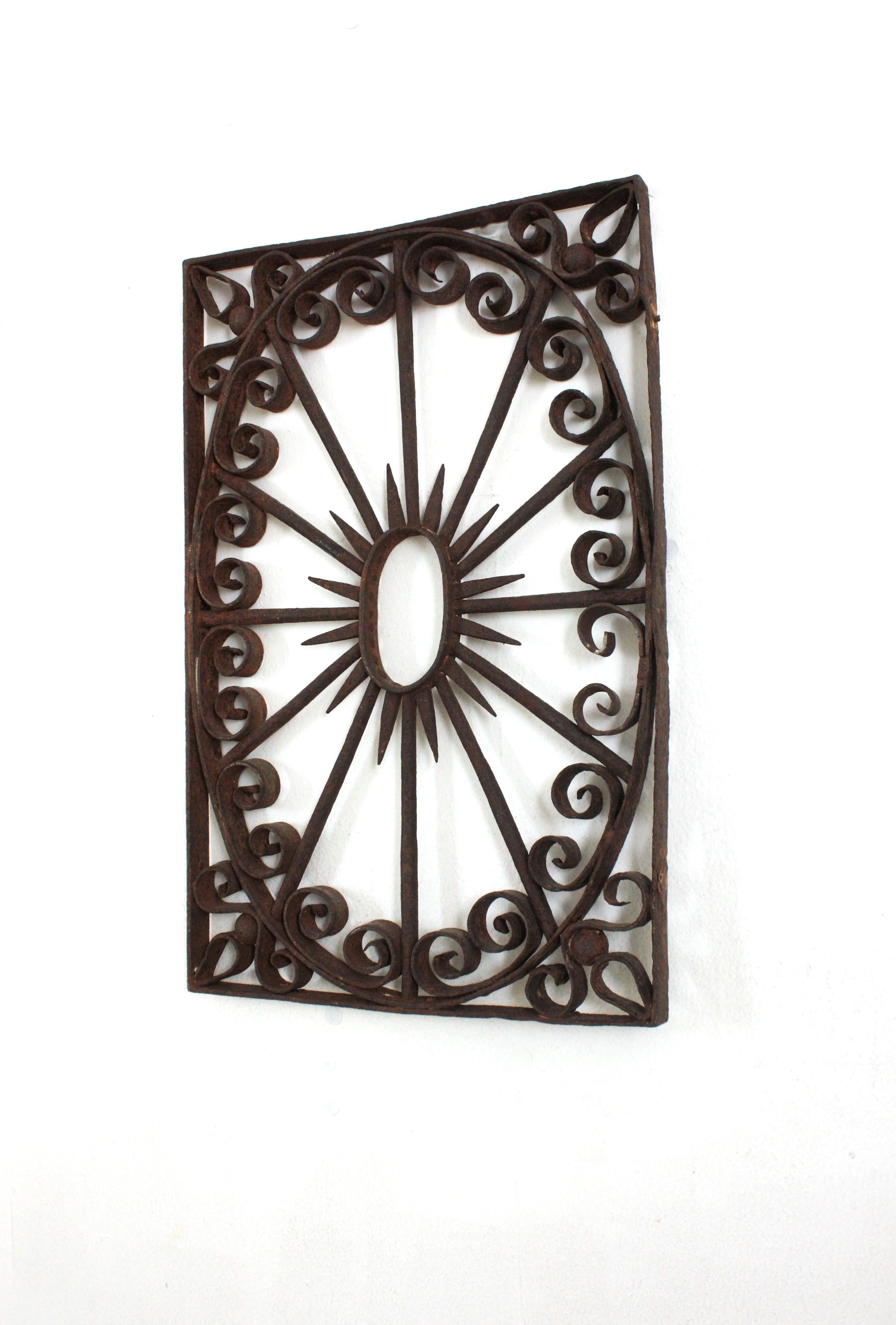 Pedimento de Puerta de Valla de Hierro Forjado / Decoración de Pared en venta 7