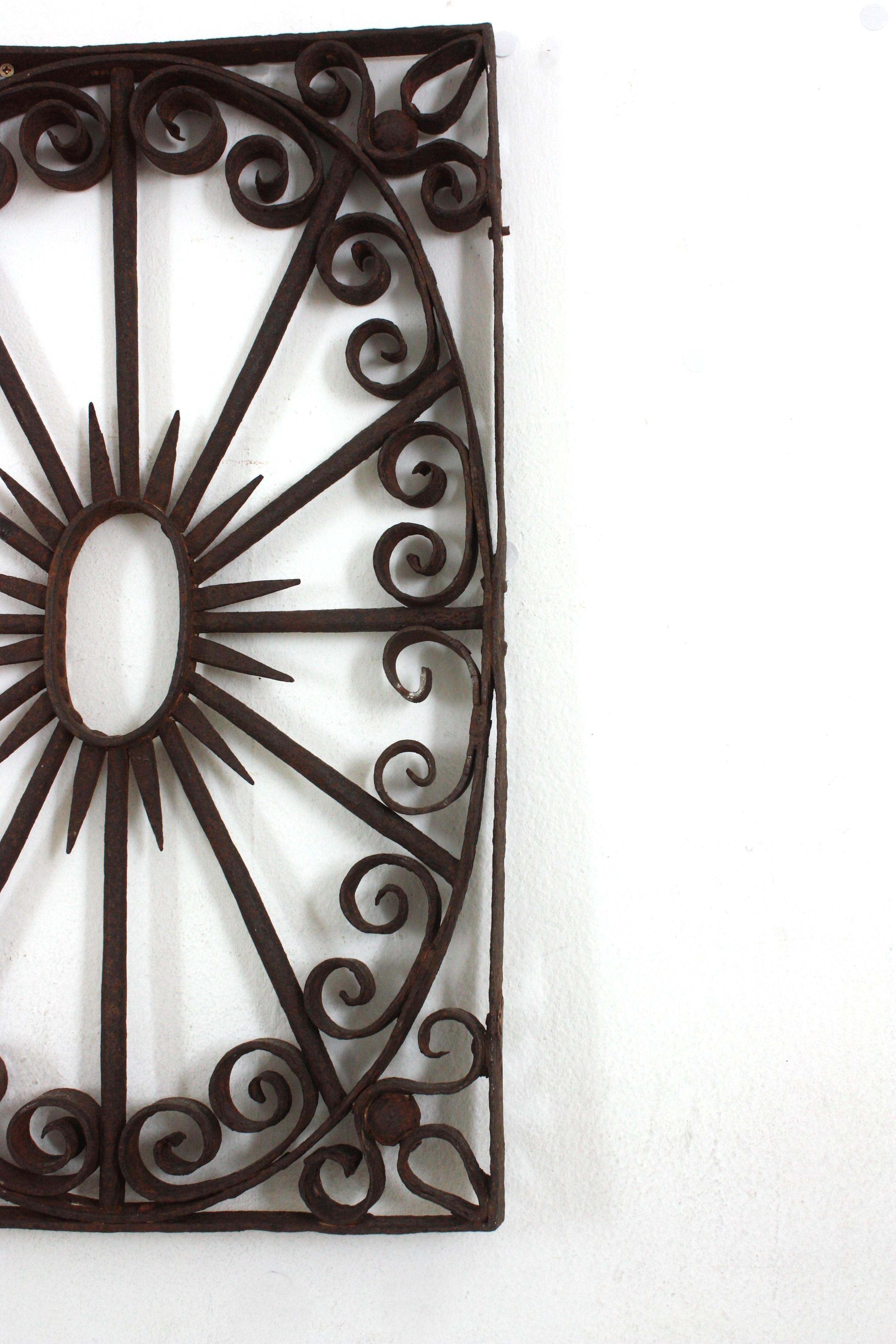 Pedimento de Puerta de Valla de Hierro Forjado / Decoración de Pared en venta 9