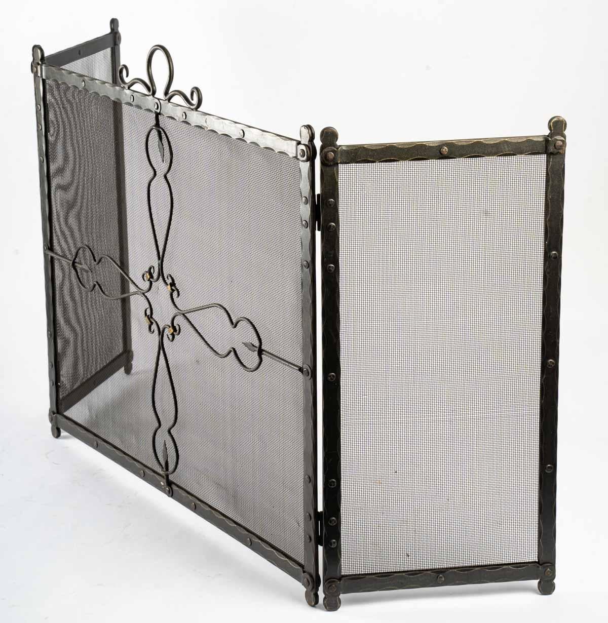 European Wrought Iron Fire Screen, Early 20th Century For Sale