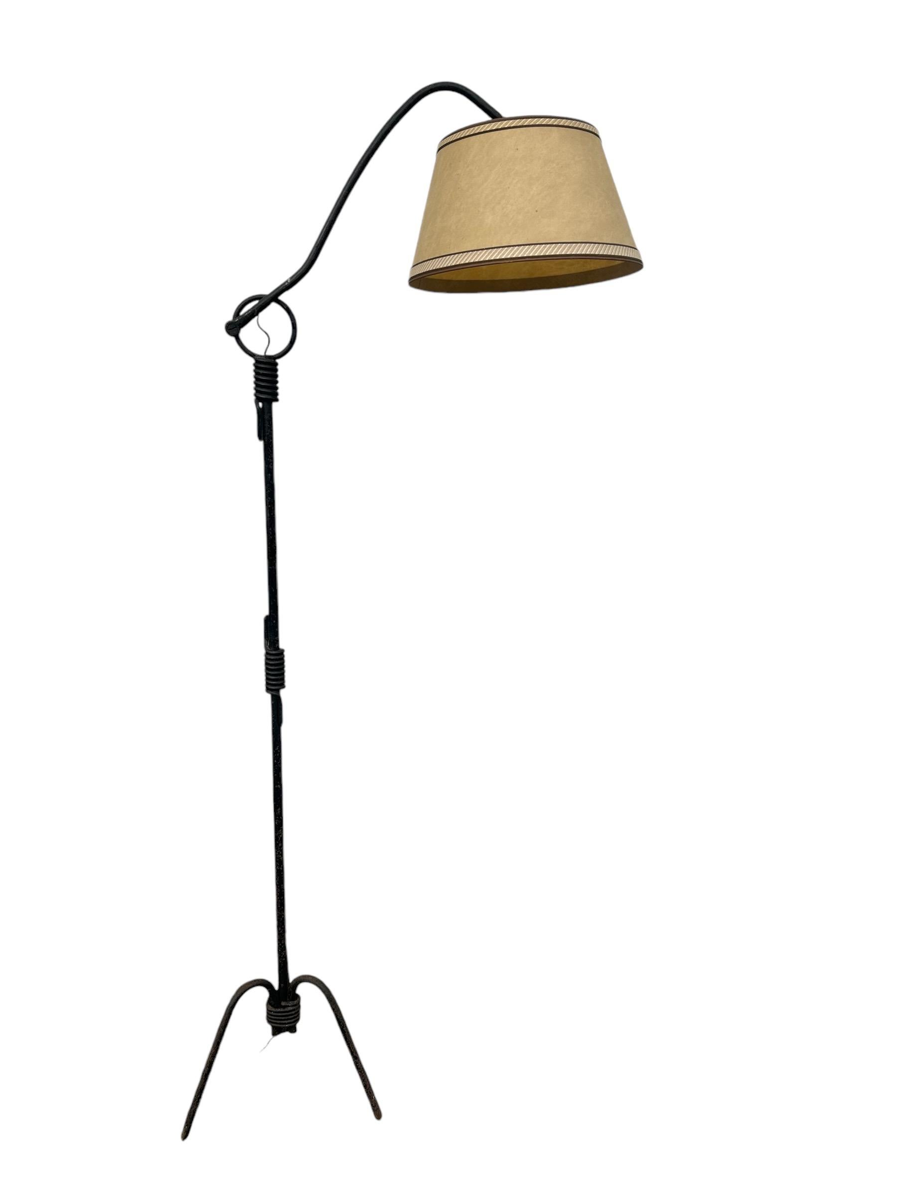 Lampadaire français moderniste du milieu du siècle dernier en vente 3
