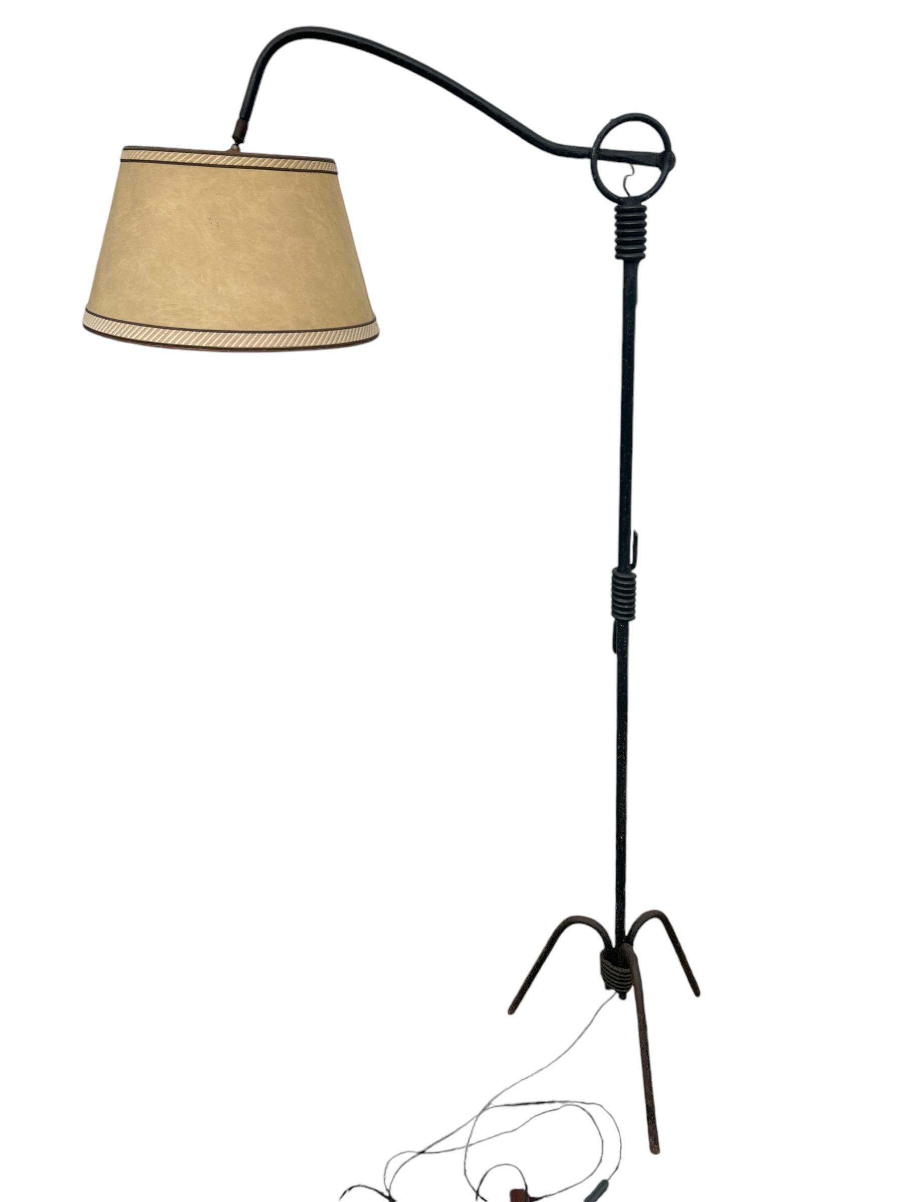 Mid-Century Modern Lampadaire français moderniste du milieu du siècle dernier en vente