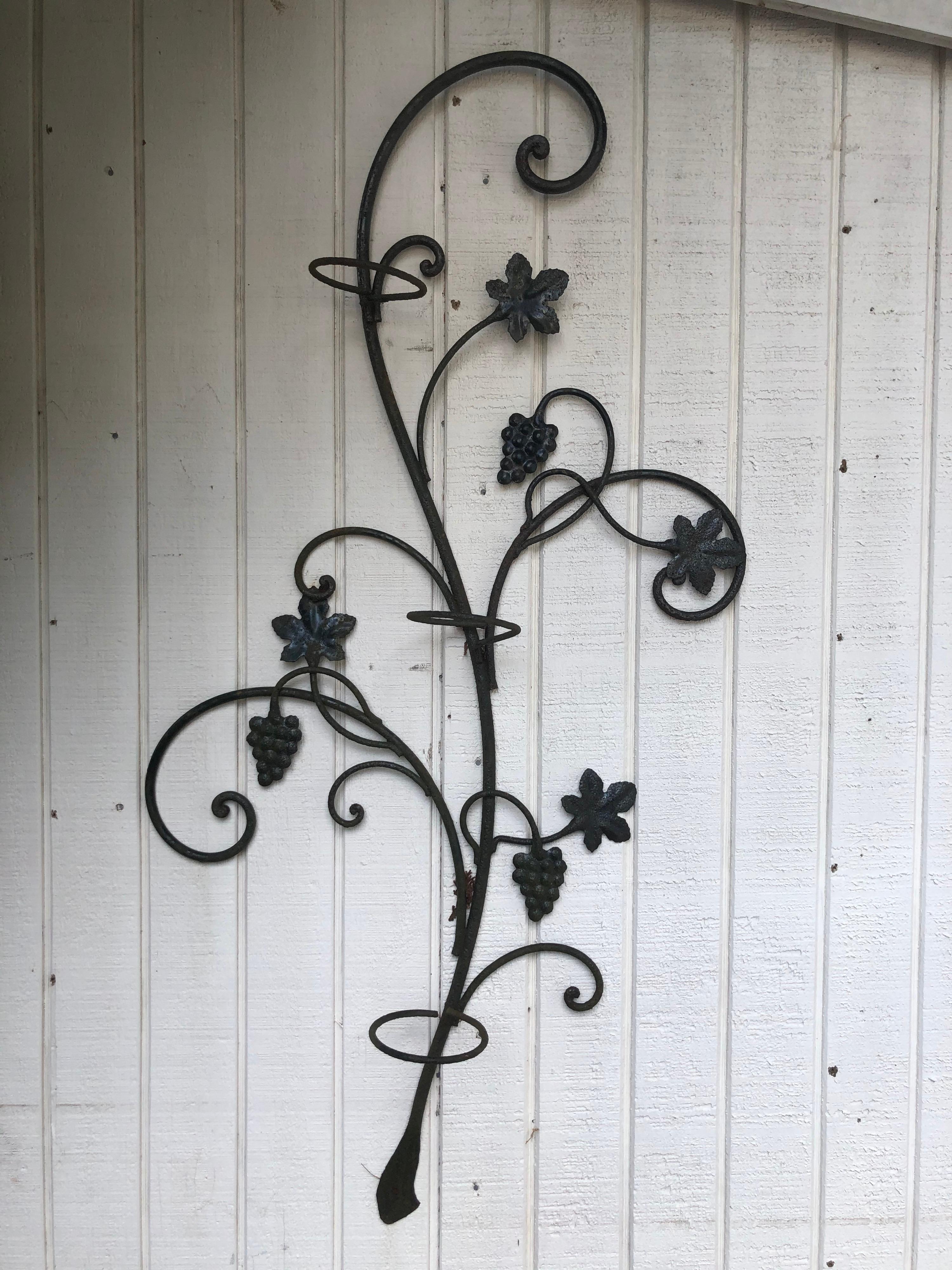 wrought iron decor for outdoors