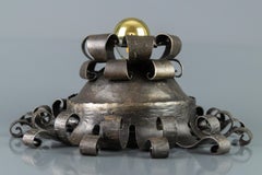 Plafoniera in ferro battuto di Josef Schmirler, Vienna
