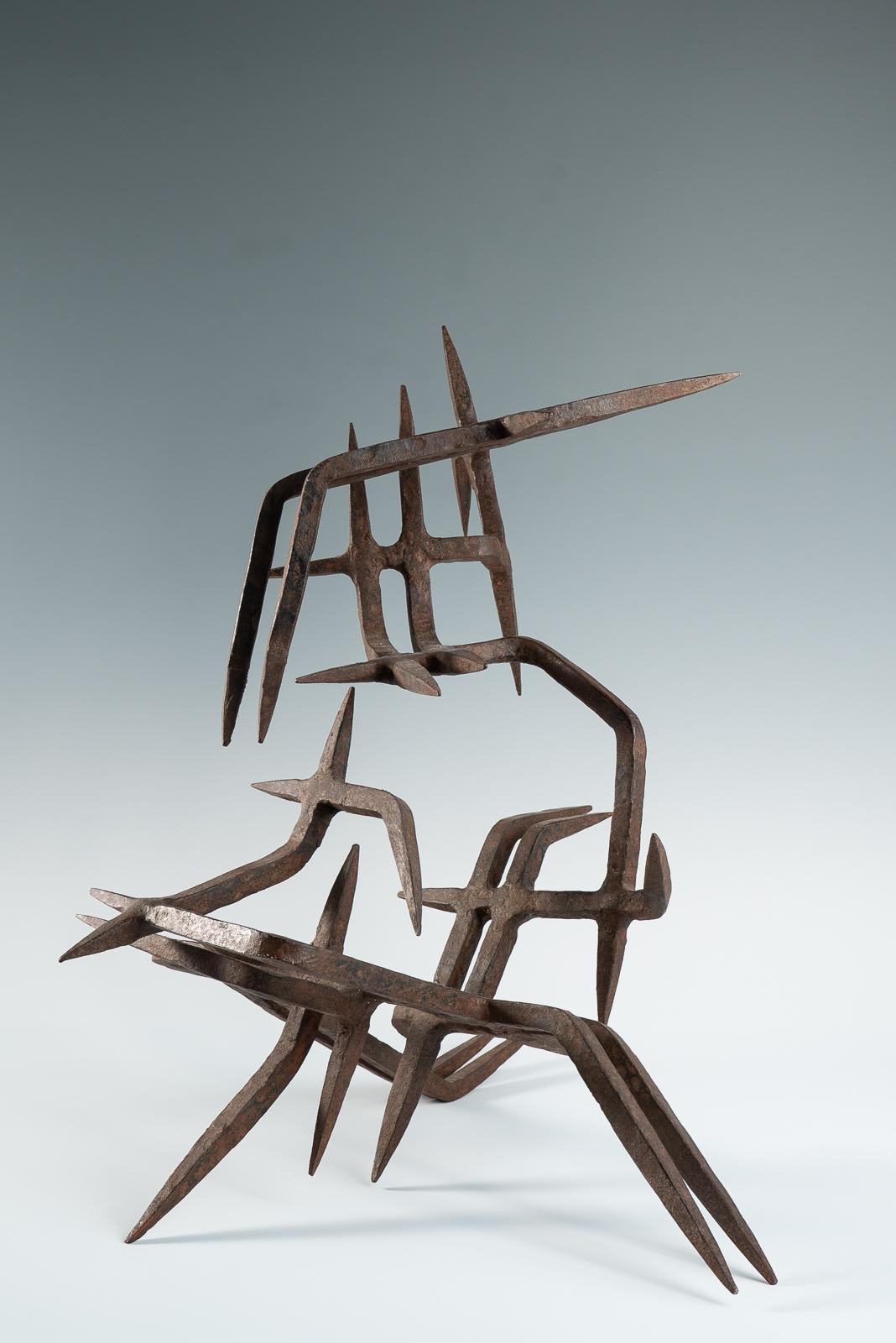 Rare wrought iron sculpture by Marcello Fantoni

Signed Fantoni, 1960

Italy, circa 1960.

Provenance: sourced directly from the Fantoni family

This piece was exhibited in 2015 at the Palazzo Medici Riccardi, Florence
Also, it was