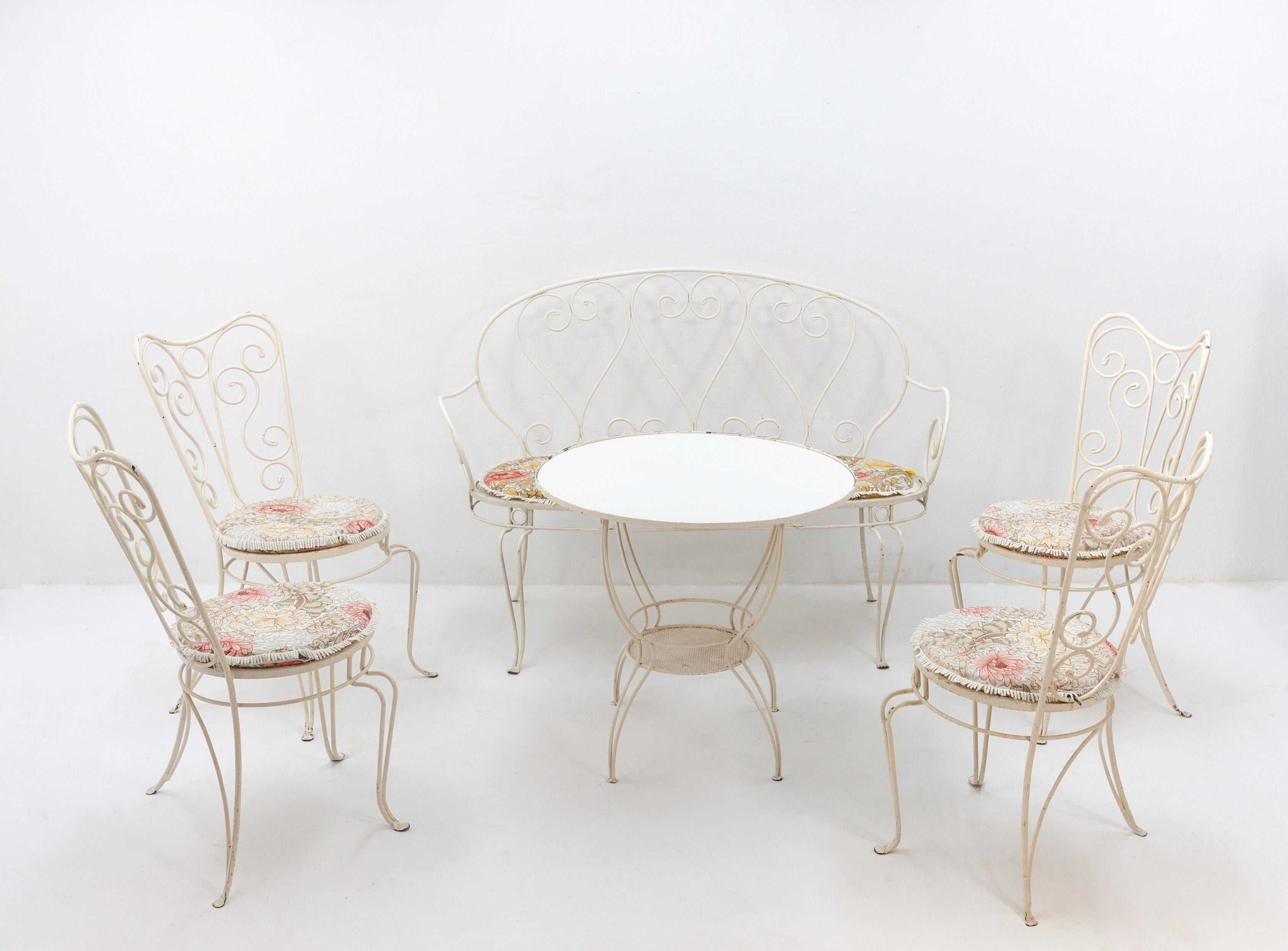 Wrought Iron French Garden Set of Four Chairs and a Table, 1950s 6