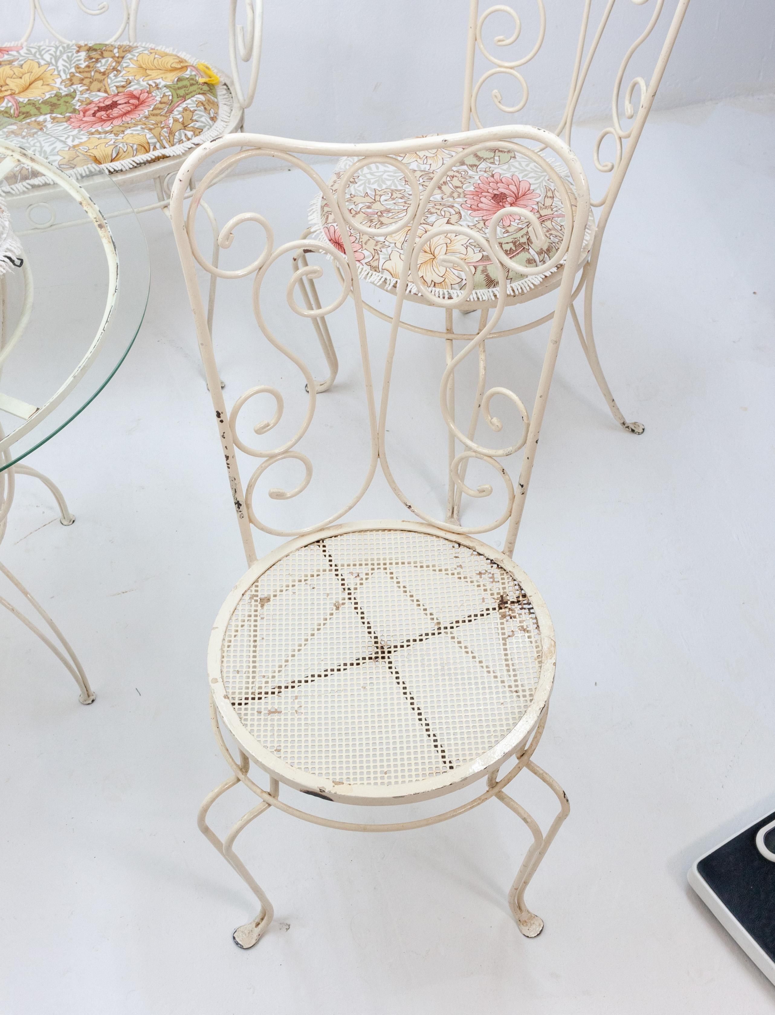 Mid-20th Century Wrought Iron French Garden Set of Four Chairs and a Table, 1950s