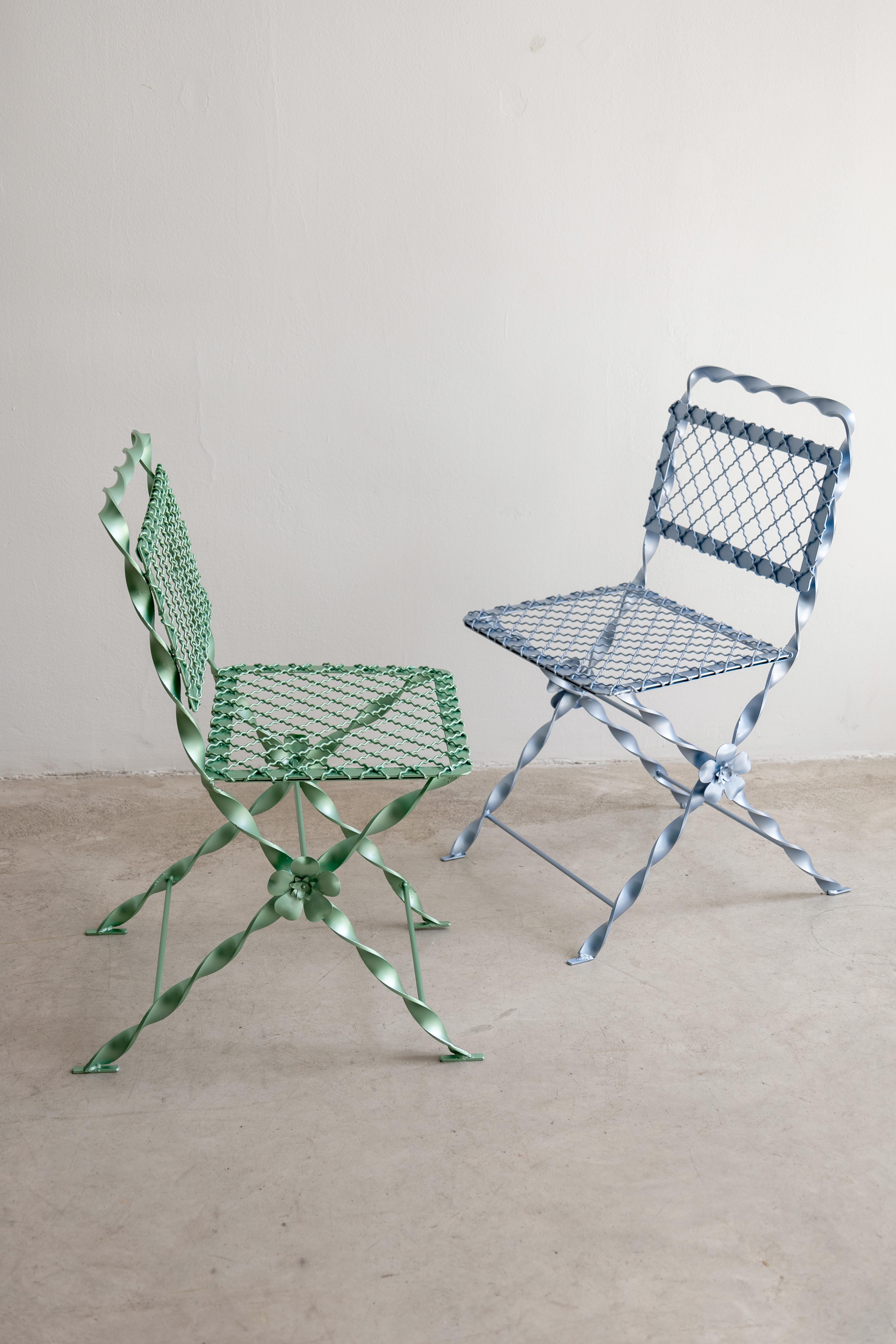 XXIe siècle et contemporain Chaise de jardin en fer forgé finition vert Tyffany's Metallic Design contemporain en vente