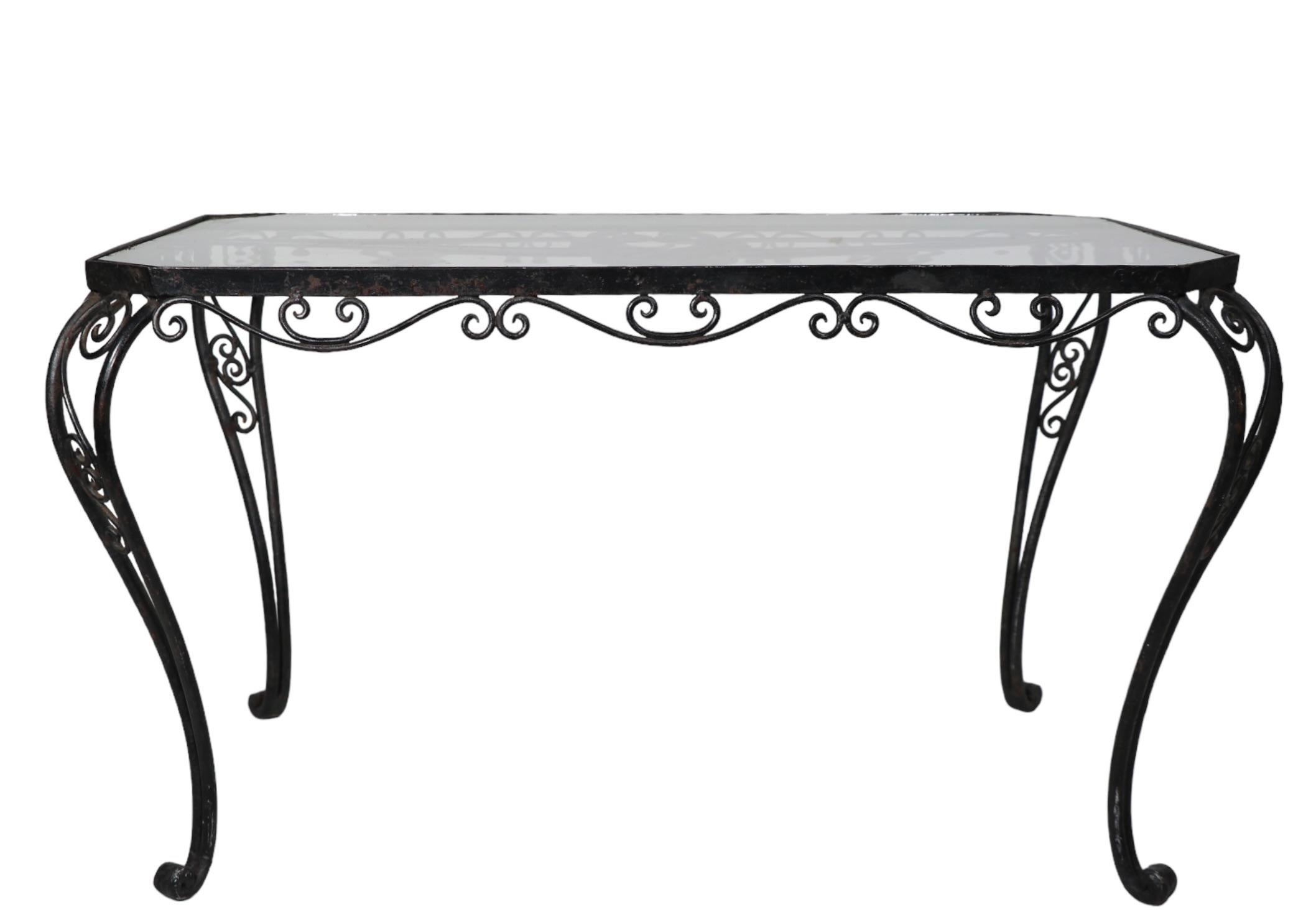 Wrought Iron Garden Patio Coffee Table poss. Salterini or Woodard In Good Condition For Sale In New York, NY