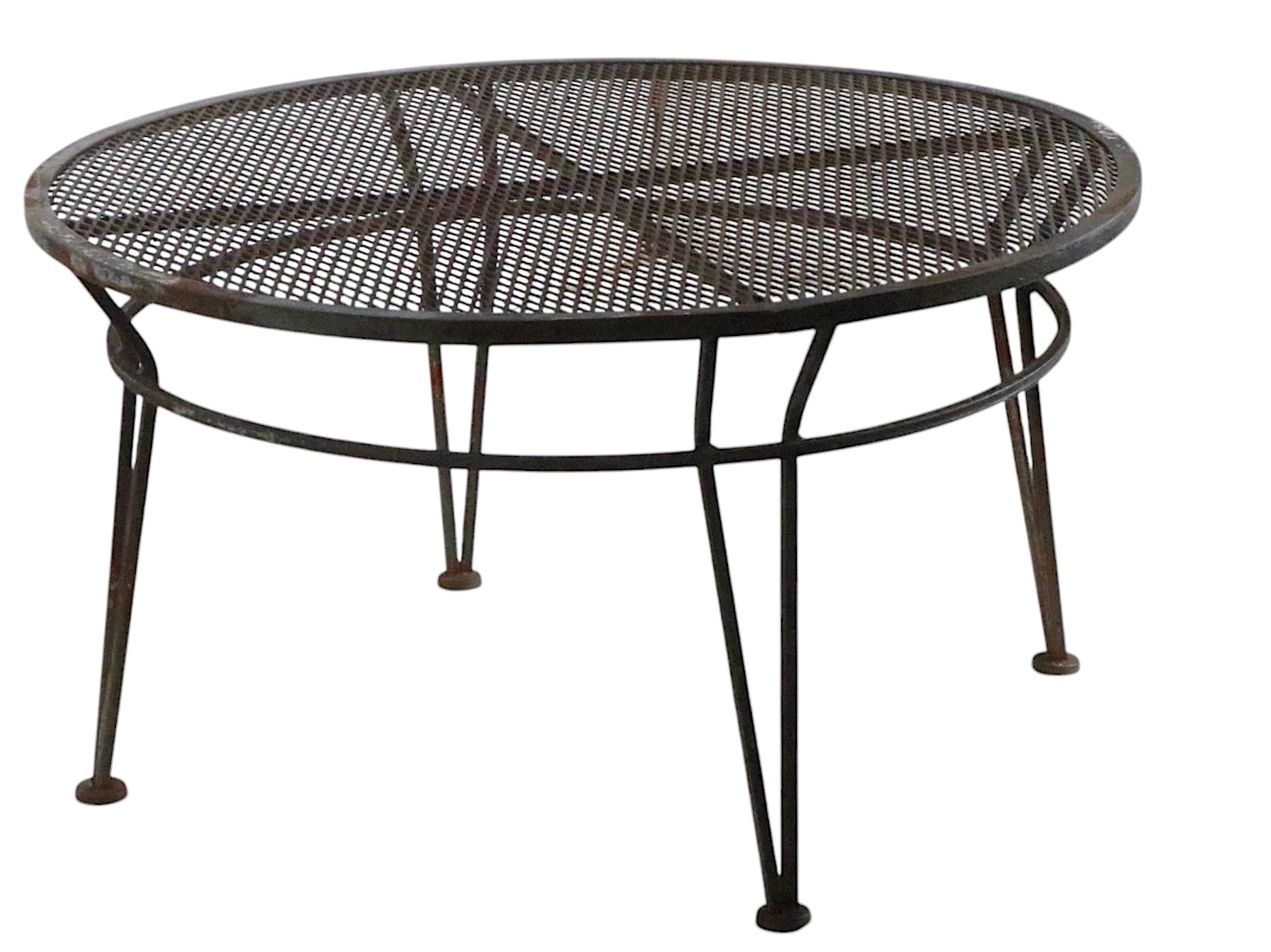 Poolside de jardin ou de patio en fer forgé par Tempestini  Table basse Radar Salterini en vente 6