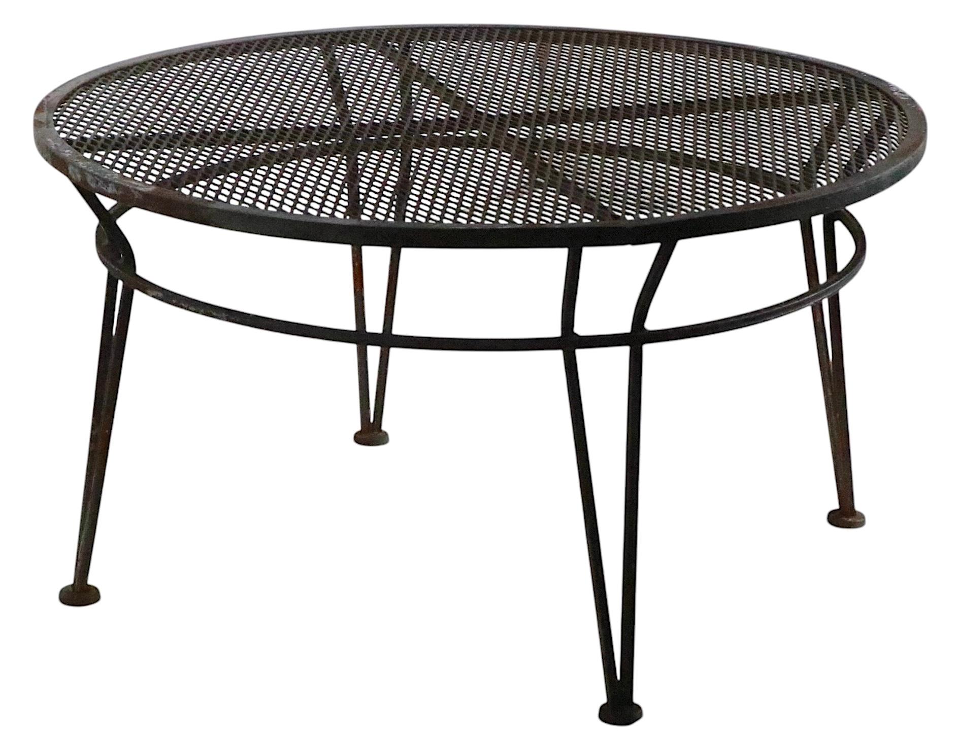 Poolside de jardin ou de patio en fer forgé par Tempestini  Table basse Radar Salterini en vente 7