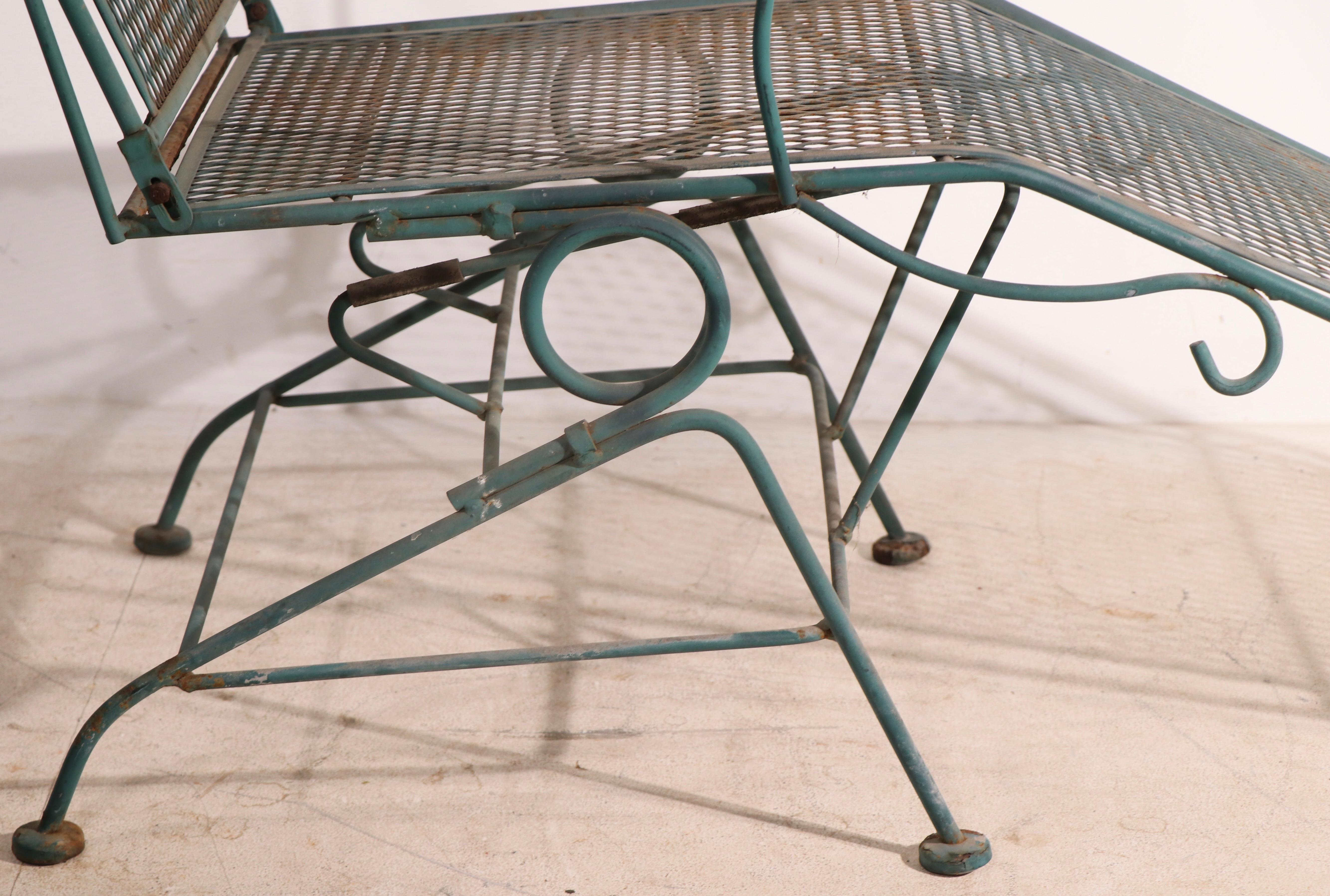 Américain Chaise de jardin de patio ou de jardin en fer forgé par Meadowcraft  en vente