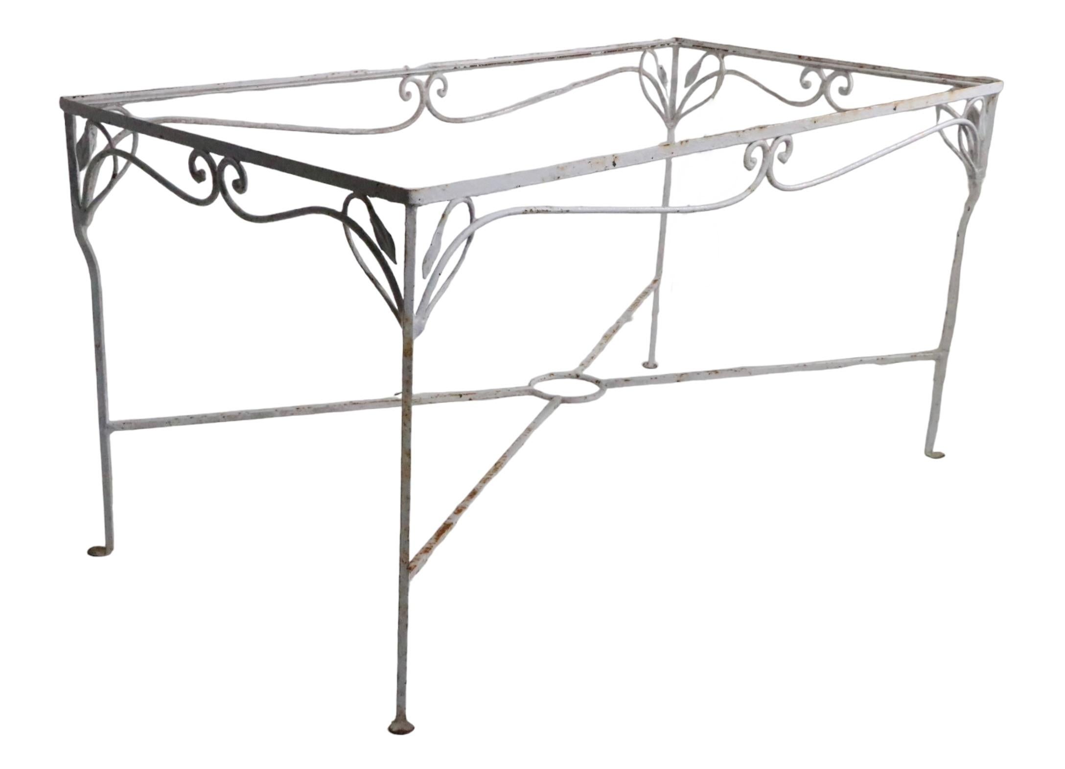 Wrought Iron Garden Patio Poolside Dining Table att. to Woodard c 1930/1950's For Sale 6