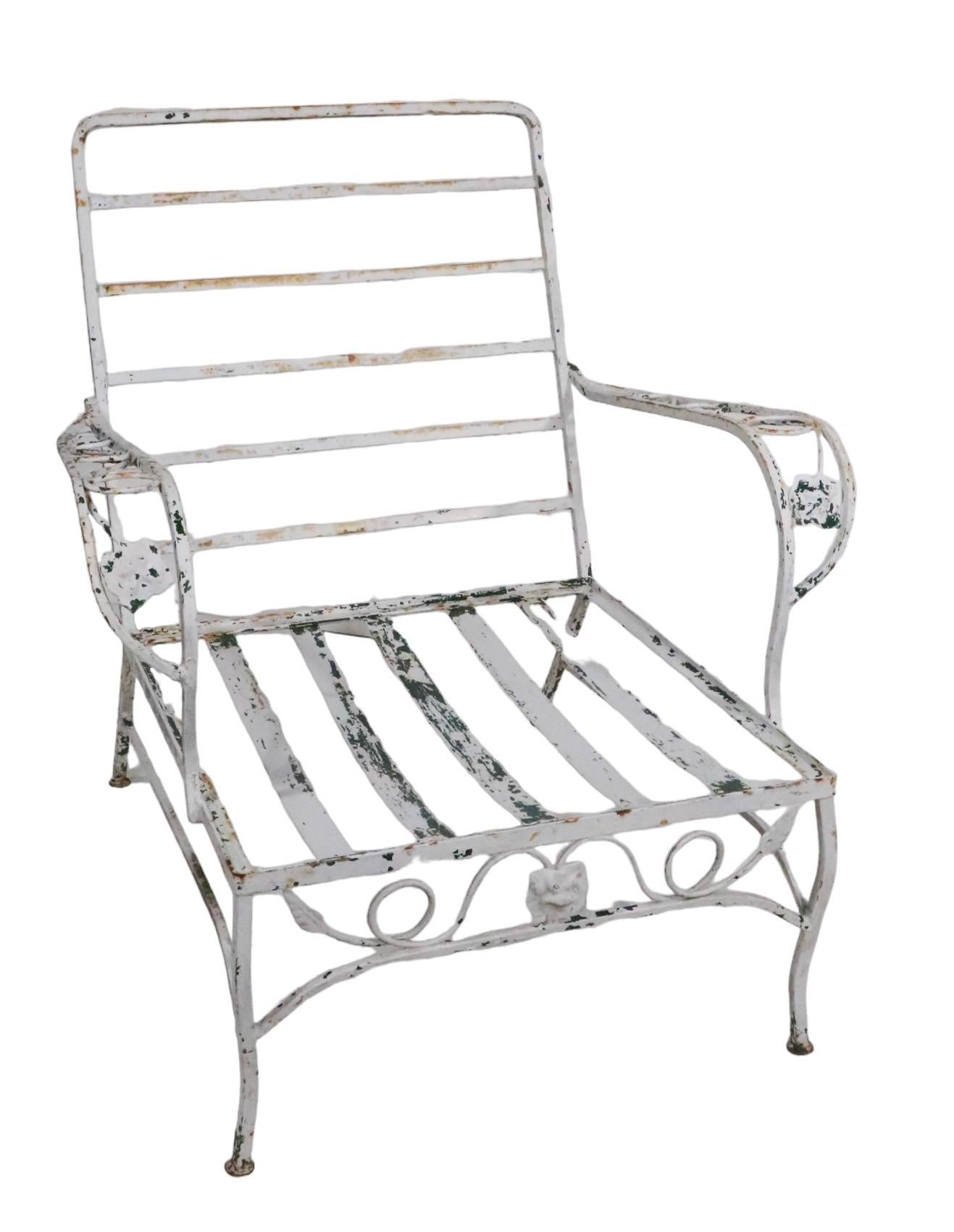 20th Century Wrought Iron Garden Patio Poolside Lounge Chair att. to Salterini  For Sale